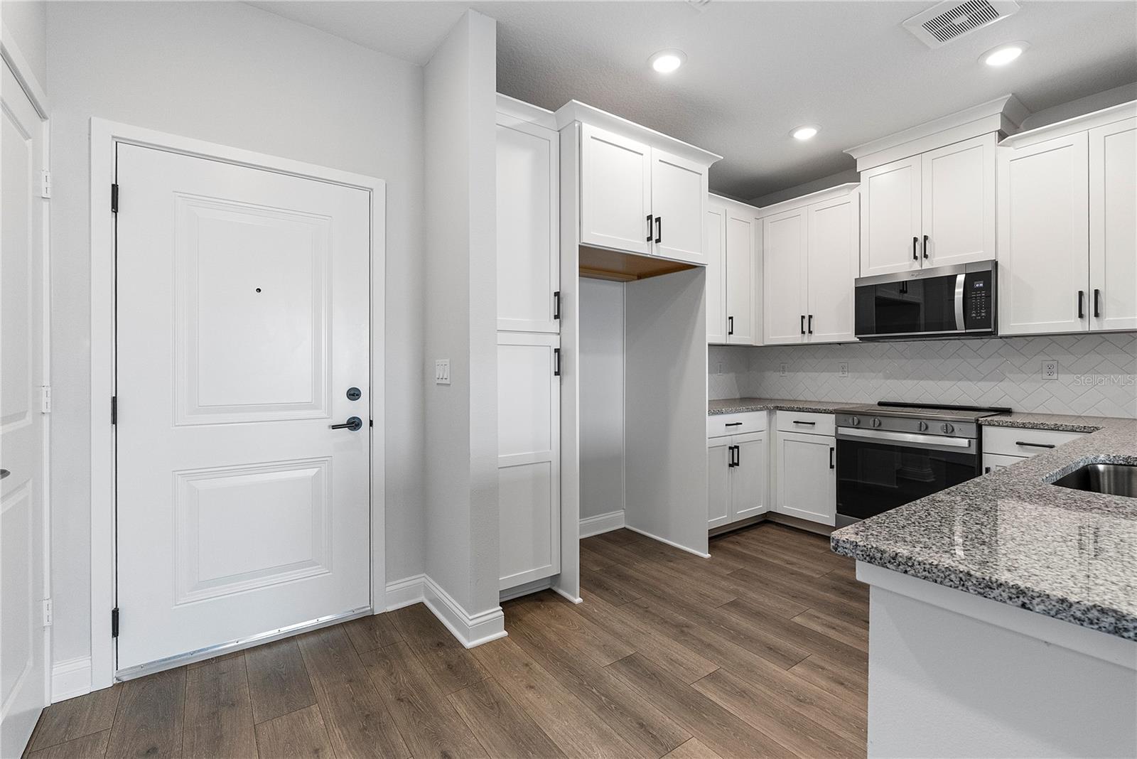 4th image of 7545 Laureate Blvd #7408, Orlando, FL 32827 | MLS# O6435869