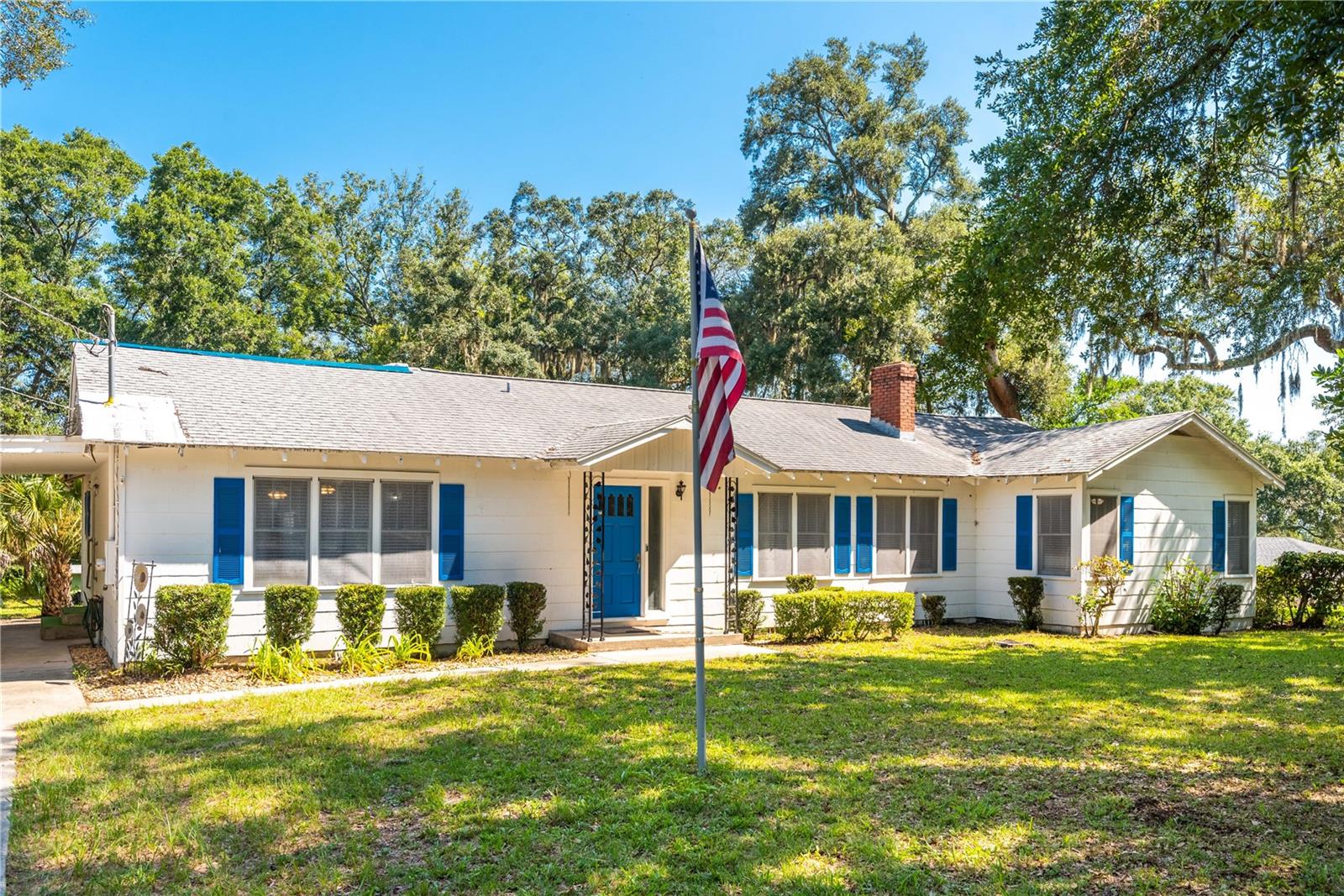 3rd image of 8443 Fort Caroline Rd, Jacksonville, FL 32277 | MLS# V4950879