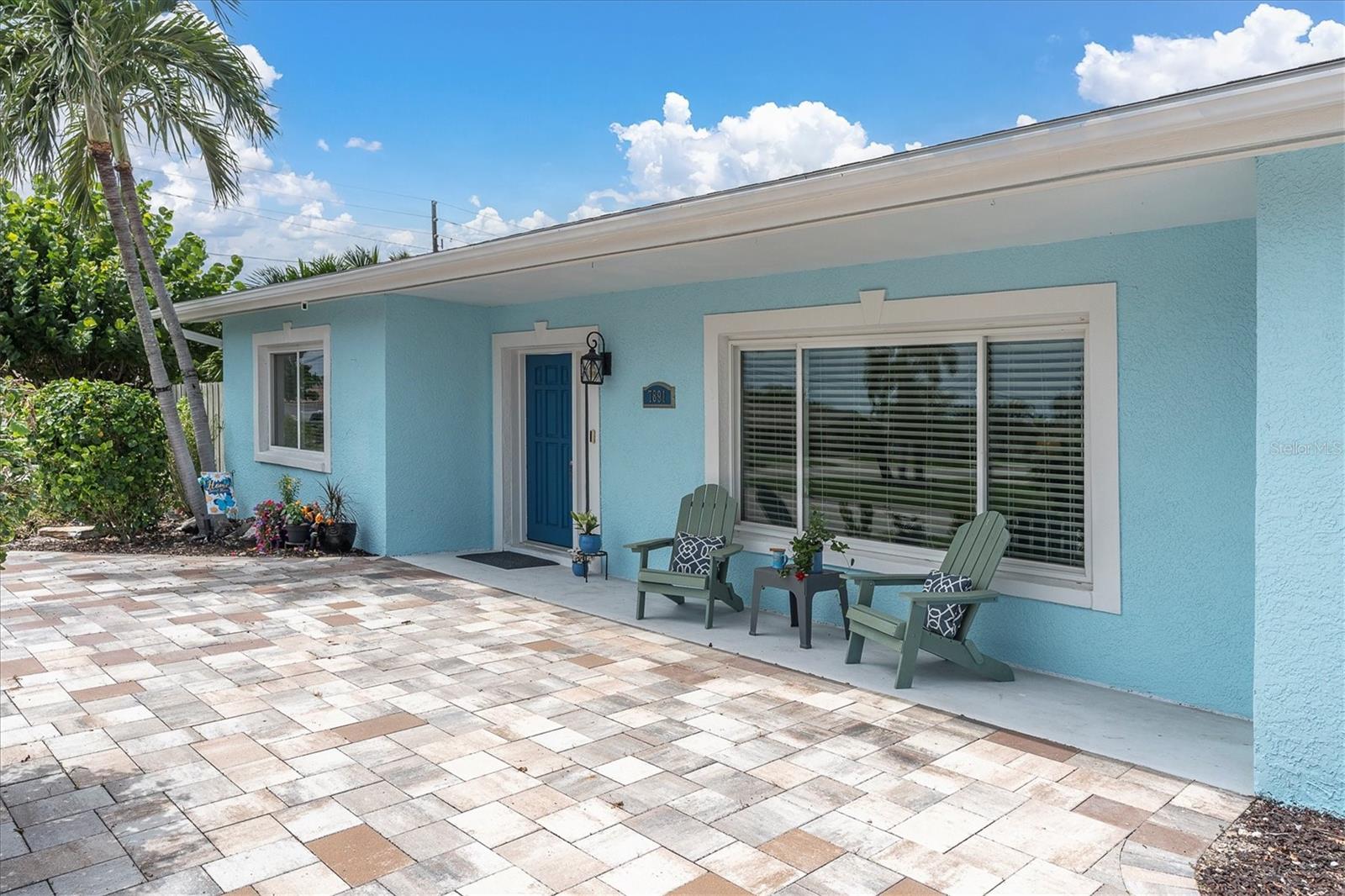 3rd image of 7891 4Th Ave S, St Petersburg, FL 33707 | MLS# TB8541585