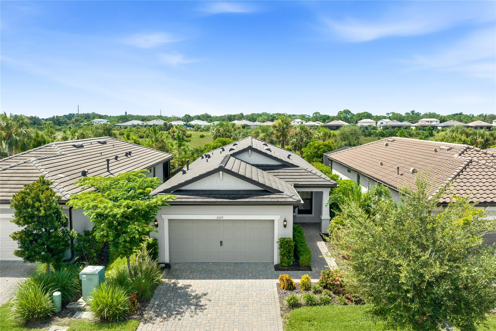 image of 6323 Crested Eagle Ln, Nokomis, FL 34275 | MLS# A4703803