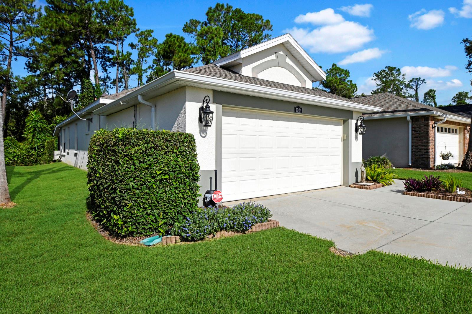 2nd image of 1024 Saint Ives Ct, Mount Dora, FL 32757 | MLS# G5116835