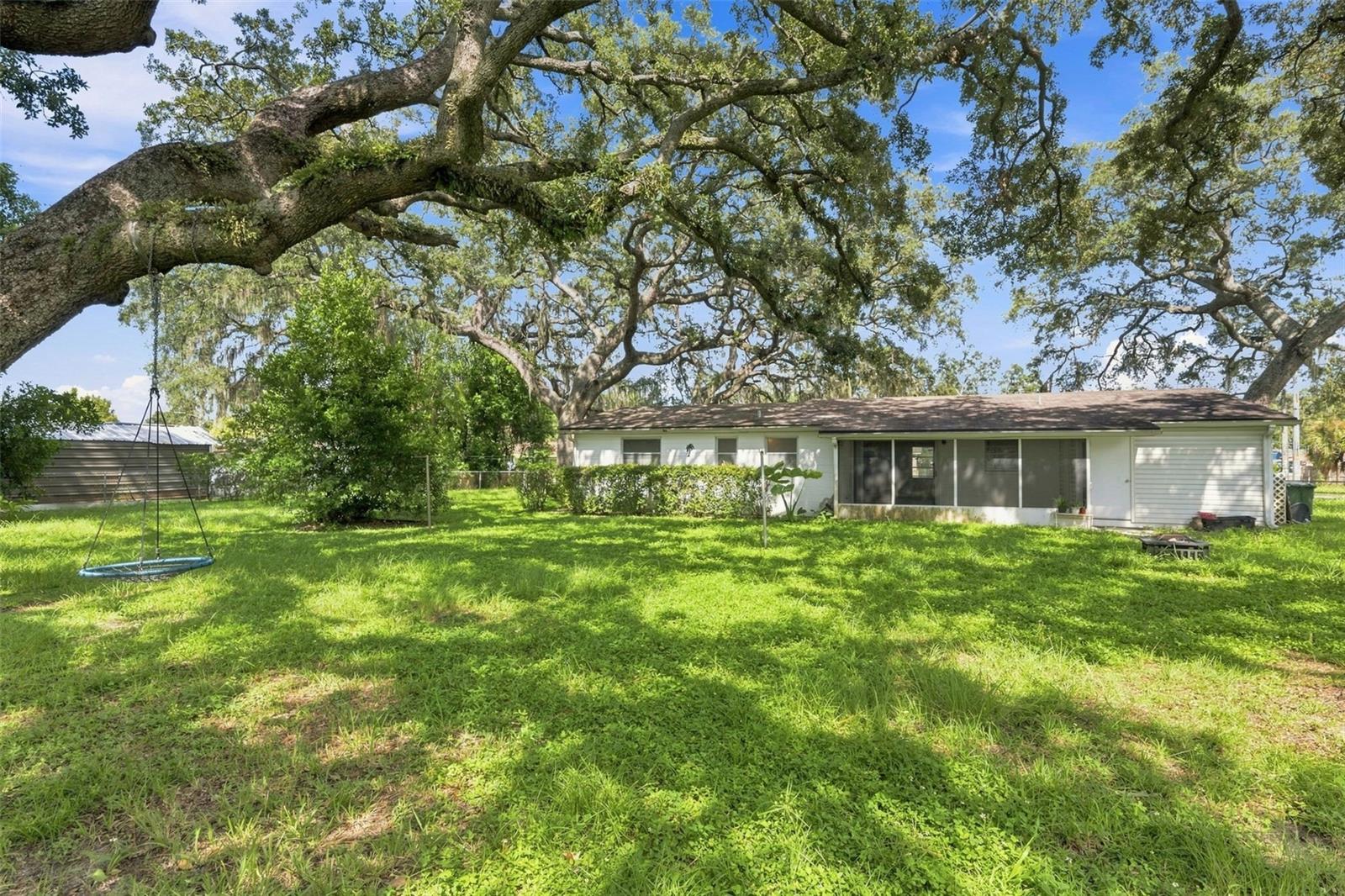 3rd image of 7602 N Boulevard, Tampa, FL 33604 | MLS# TB8541641