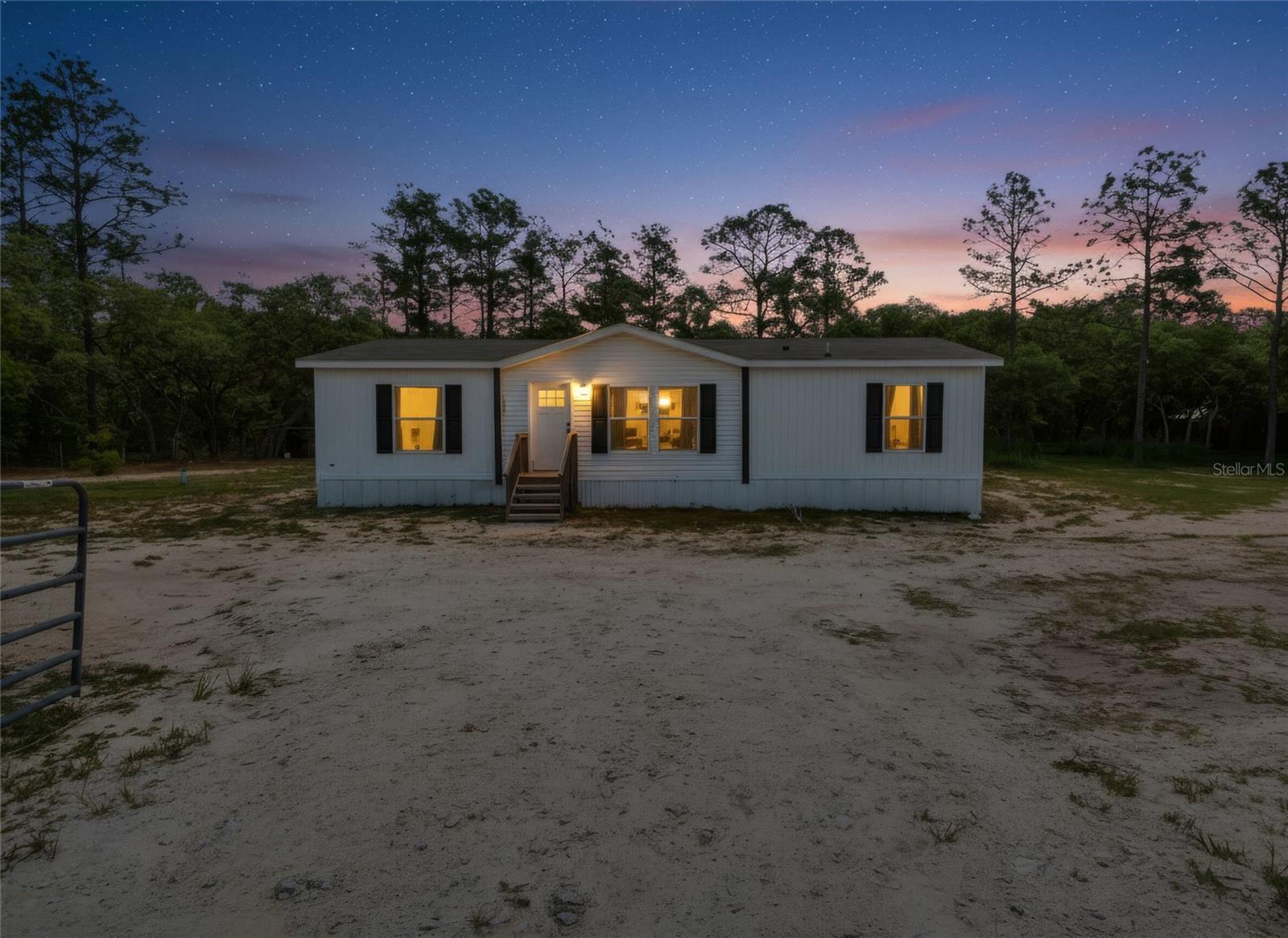 2nd image of 5021 S Adventure Pt, Homosassa Springs, FL 34446 | MLS# W7888841