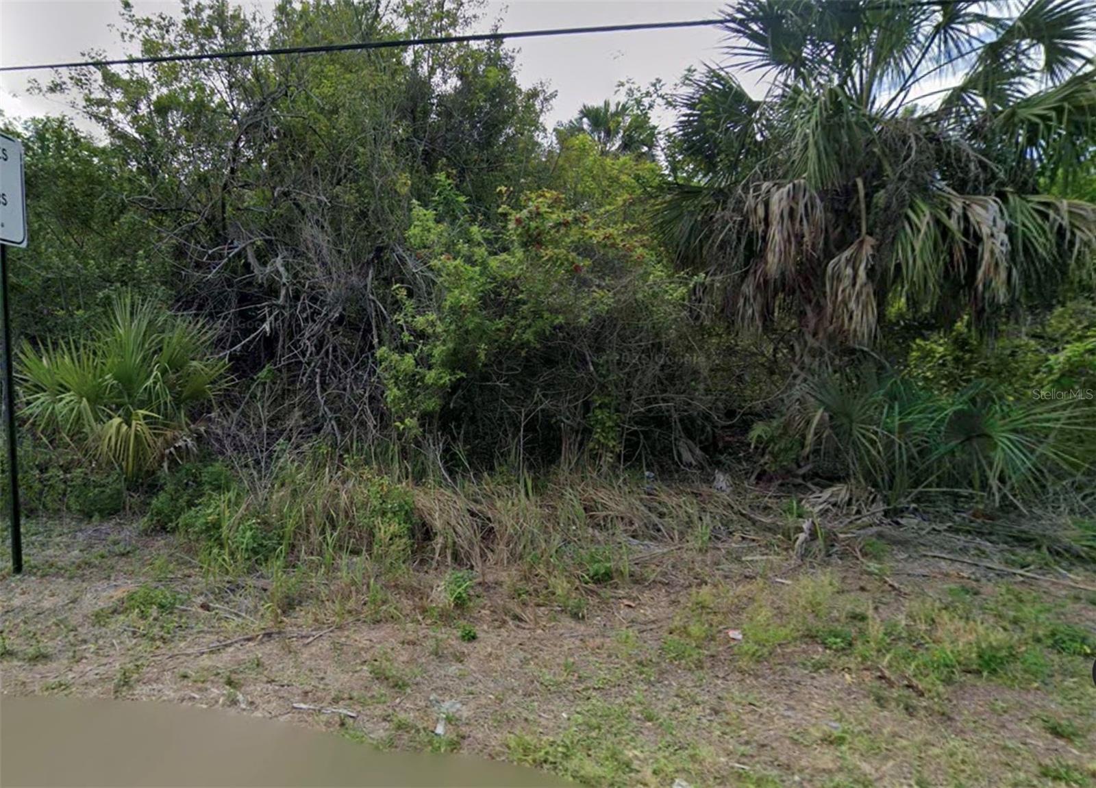 4th image of 60 Eppinger Dr, Port Charlotte, FL 33953 | MLS# A4703813