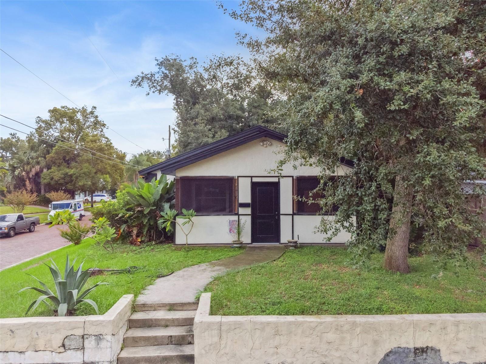 2nd image of 1417 Belgrade Ave, Orlando, FL 32803 | MLS# W7888842