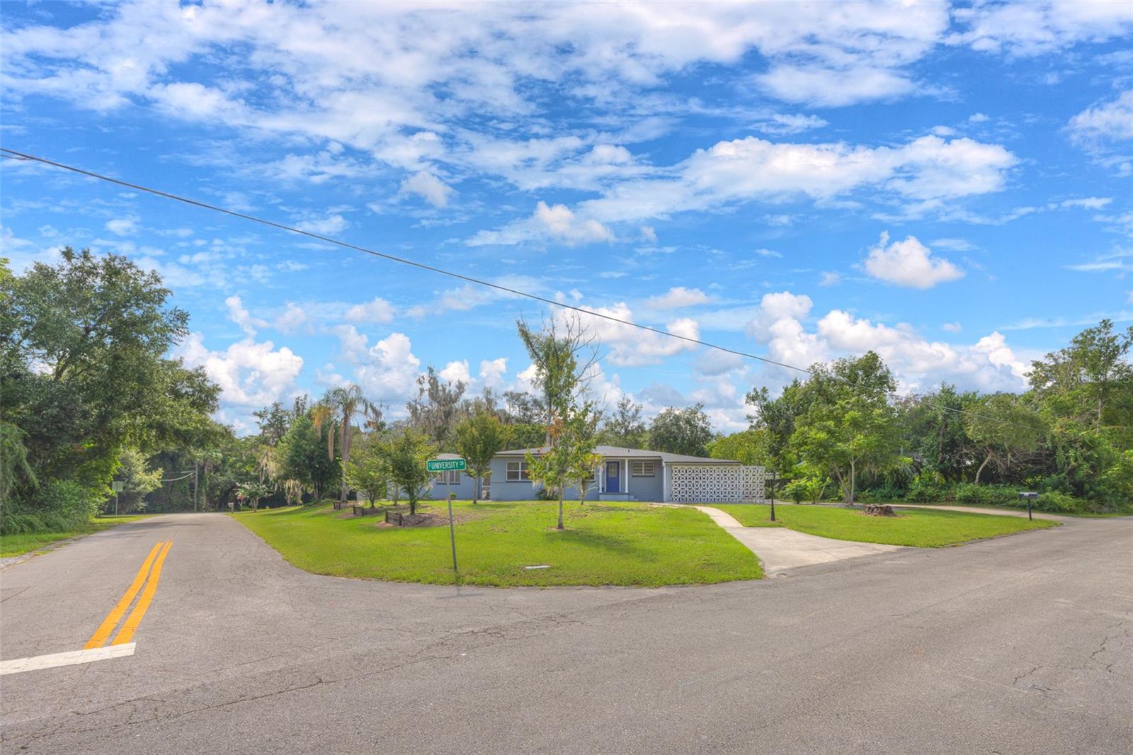 53rd image of 45 S University Cir, Deland, FL 32724 | MLS# V4950883