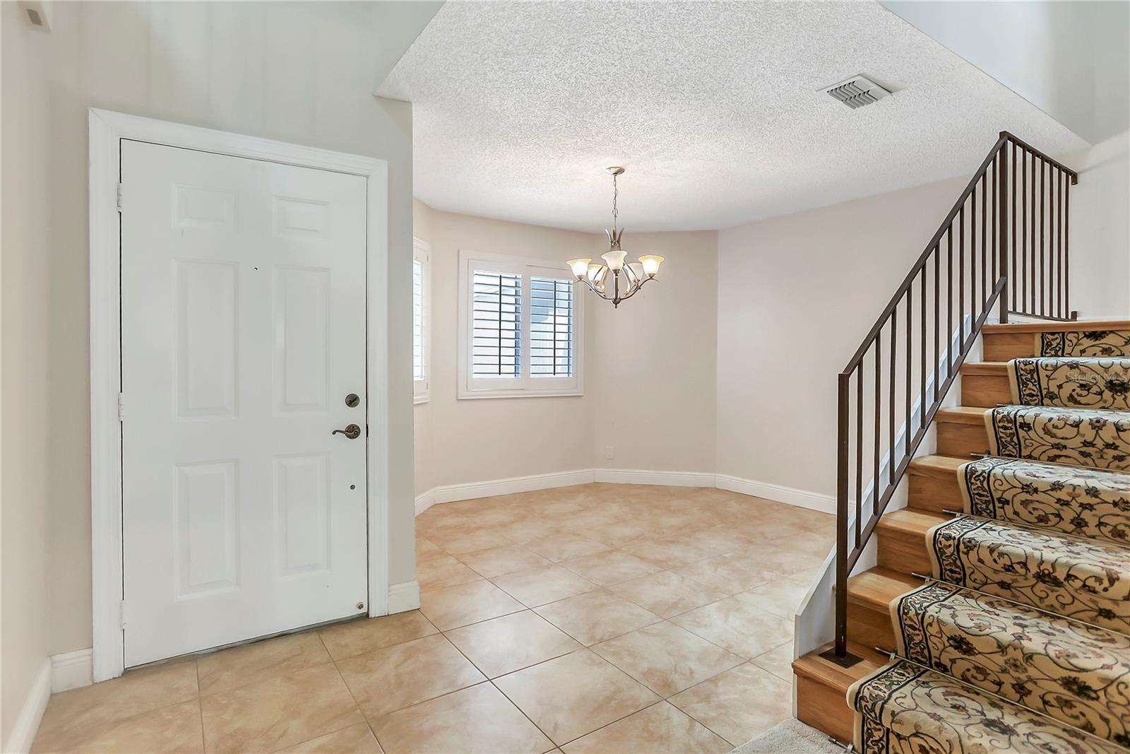 4th image of 605 Chestnut Oak Cir #107, Altamonte Springs, FL 32701 | MLS# O6435932