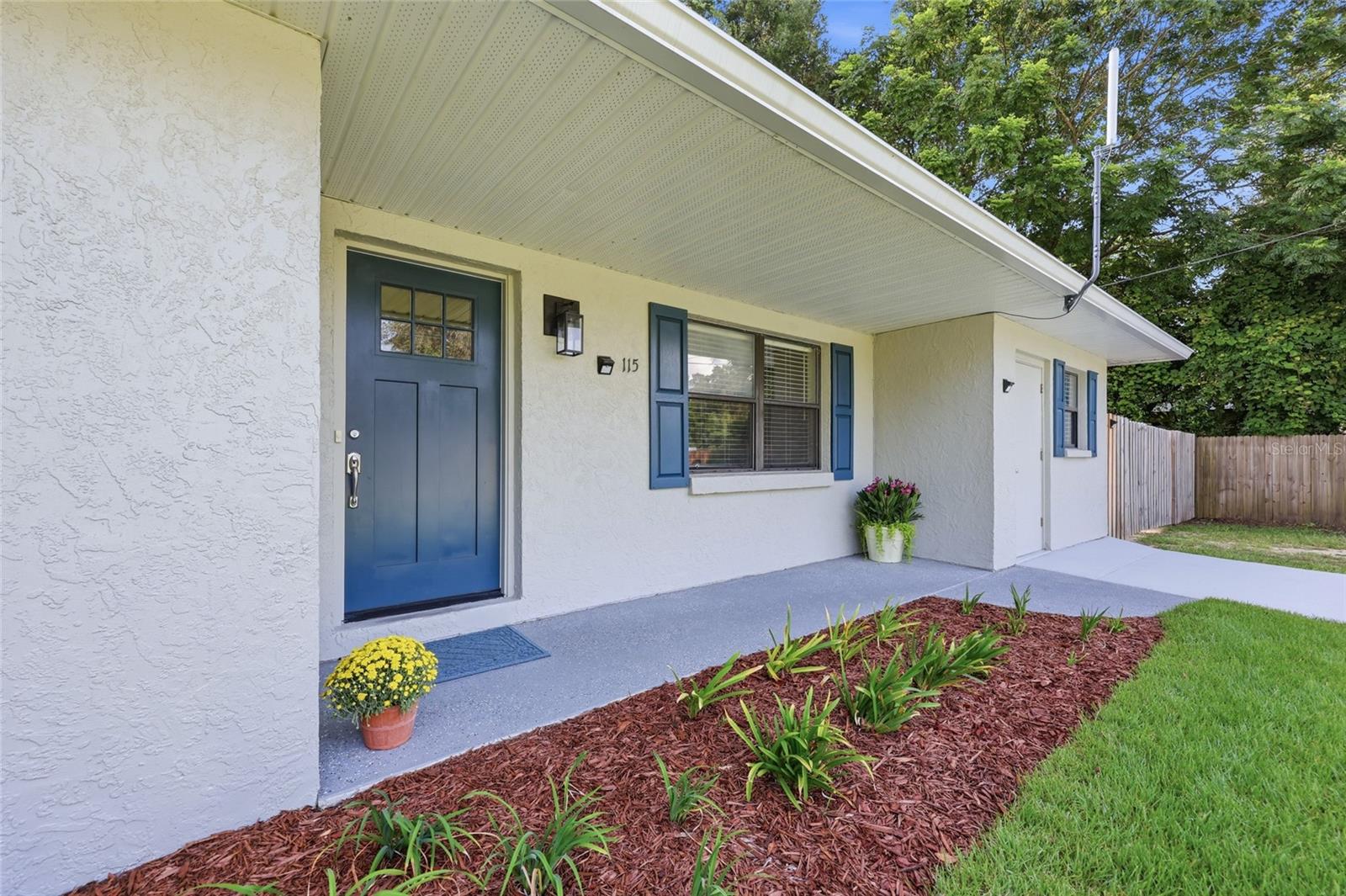 3rd image of 115 Ne 5Th St, Chiefland, FL 32626 | MLS# GC542945