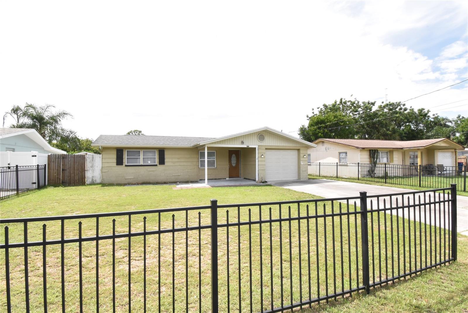 2nd image of 11025 Pickering Ln, Port Richey, FL 34668 | MLS# C7529896