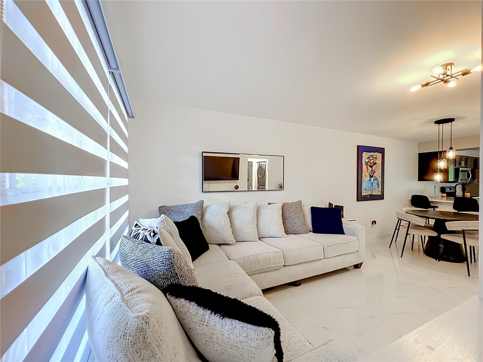 3rd image of 121 Reserve Cir, Oviedo, FL 32765