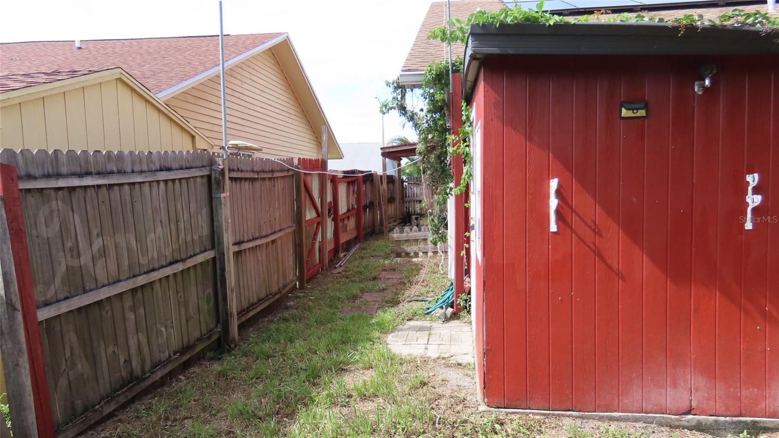 4th image of 3326 Whispering Dr N, Largo, FL 33771 | MLS# TB8541690