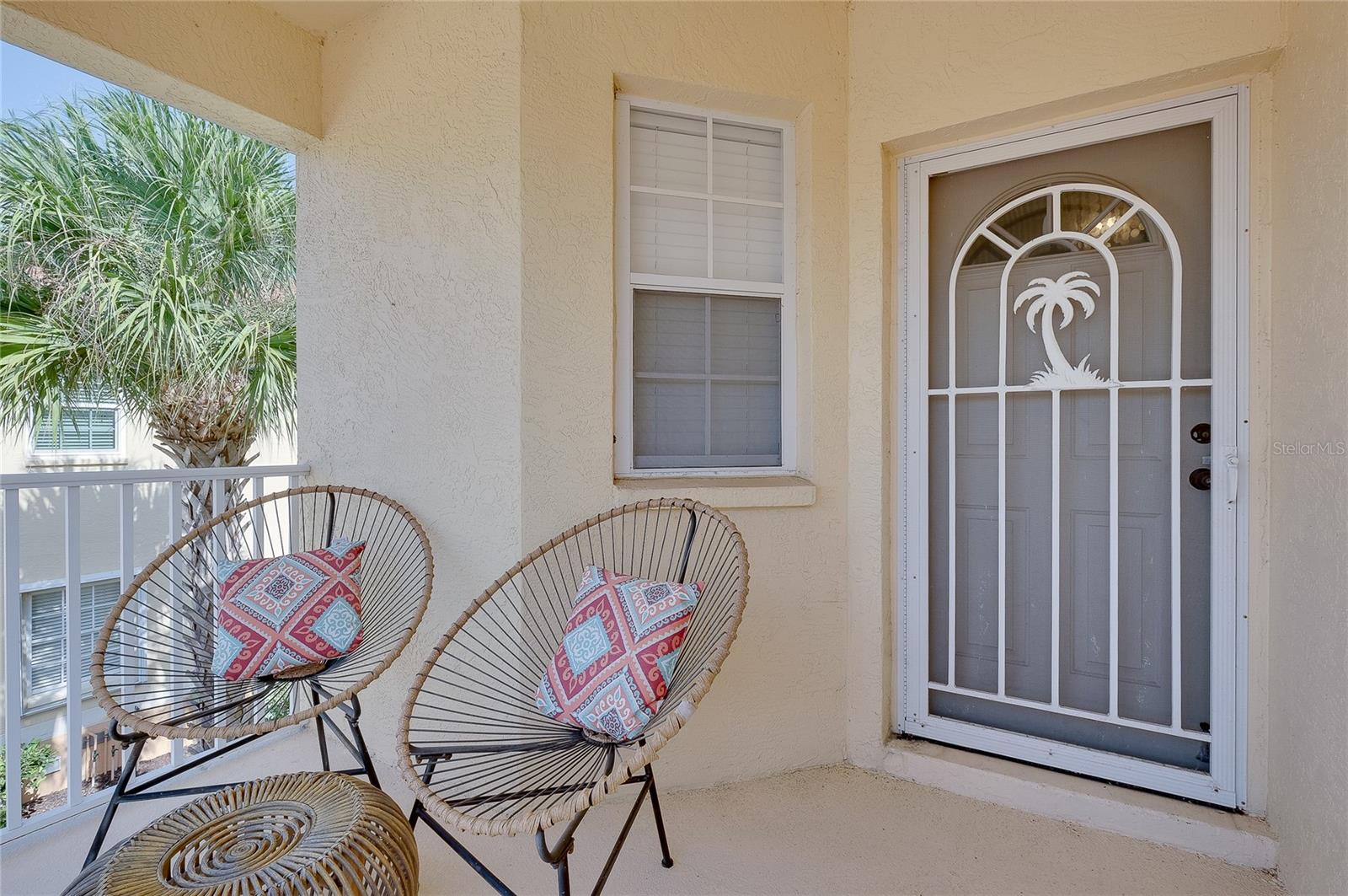 4th image of 703 Casa Del Lago Wy, VENICE, FL 34292