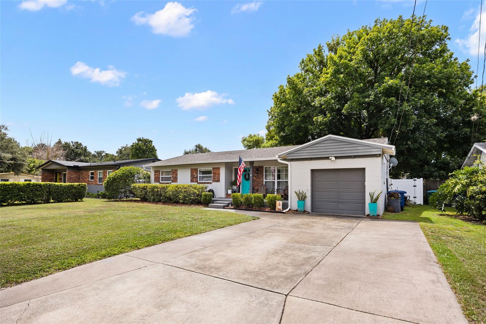3rd image of 2126 Albert Lee Pkwy, Winter Park, FL 32789 | MLS# O6435973