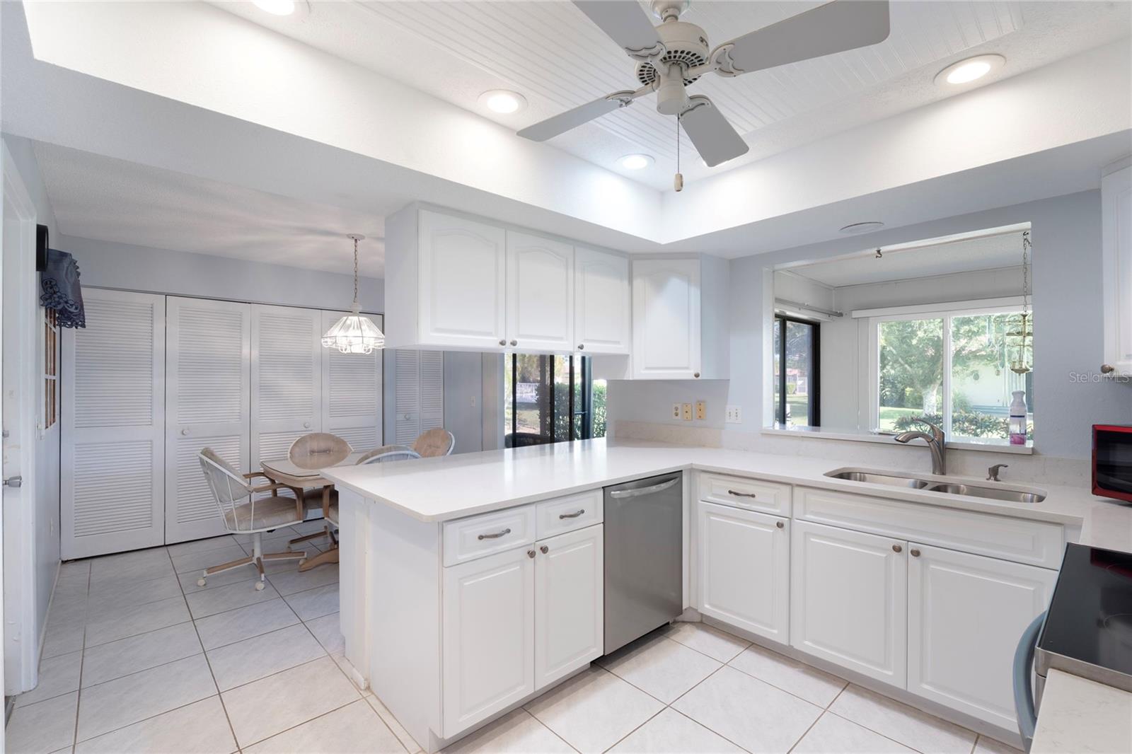4th image of 883 Shamrock Blvd #9, Venice, FL 34293 | MLS# N6145460