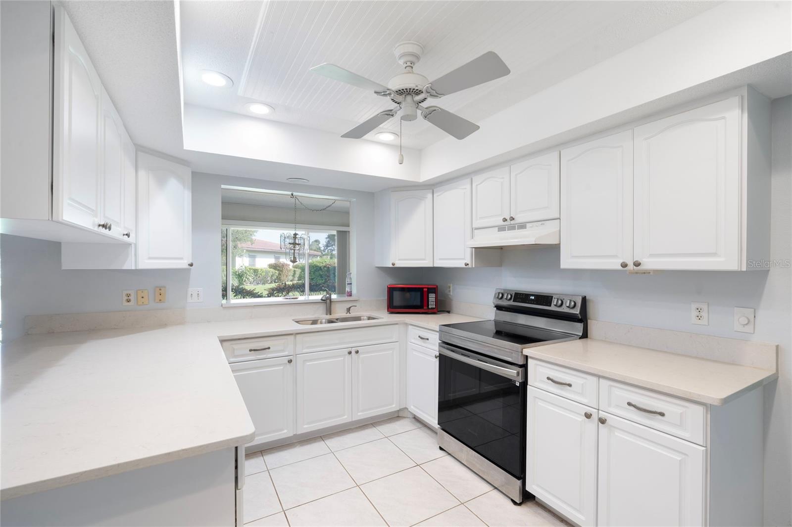 3rd image of 883 Shamrock Blvd #9, Venice, FL 34293 | MLS# N6145460