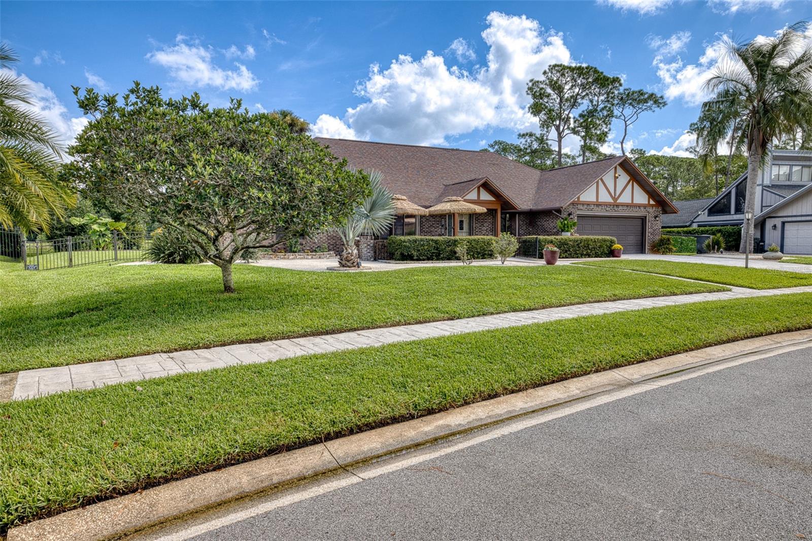3rd image of 156 Point O Woods Dr, Daytona Beach, FL 32114 | MLS# V4950885