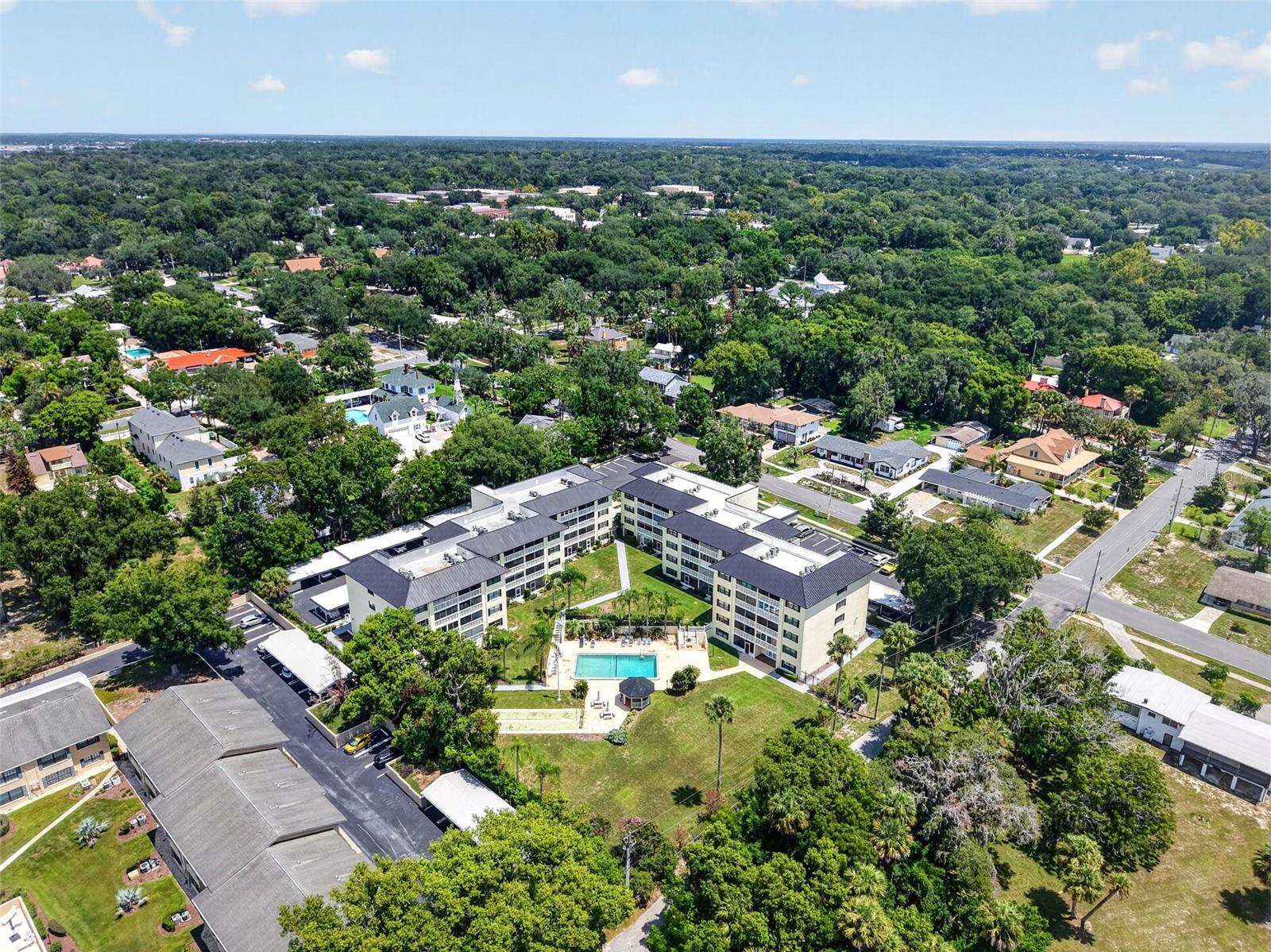 49th image of 101 N Grandview St #203, Mount Dora, FL 32757 | MLS# G5116869