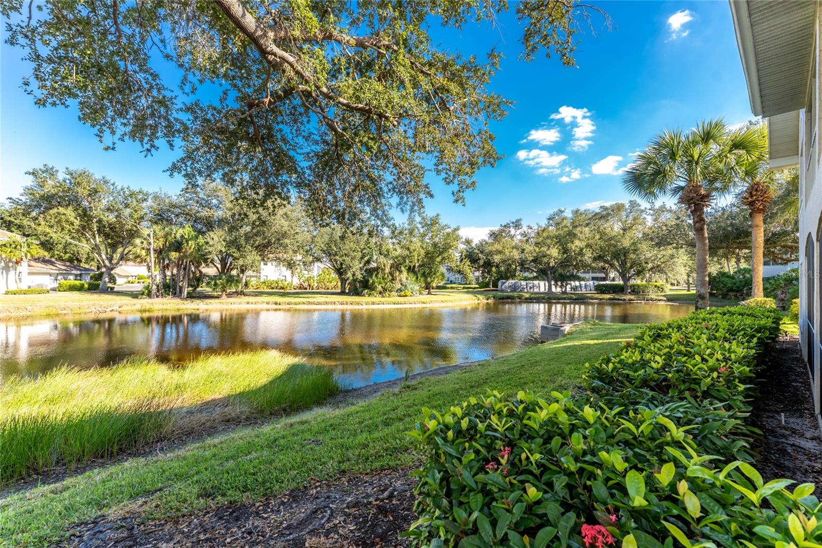 3rd image of 14016 Willow Glen Ct #112, Port Charlotte, FL 33953 | MLS# D6148528