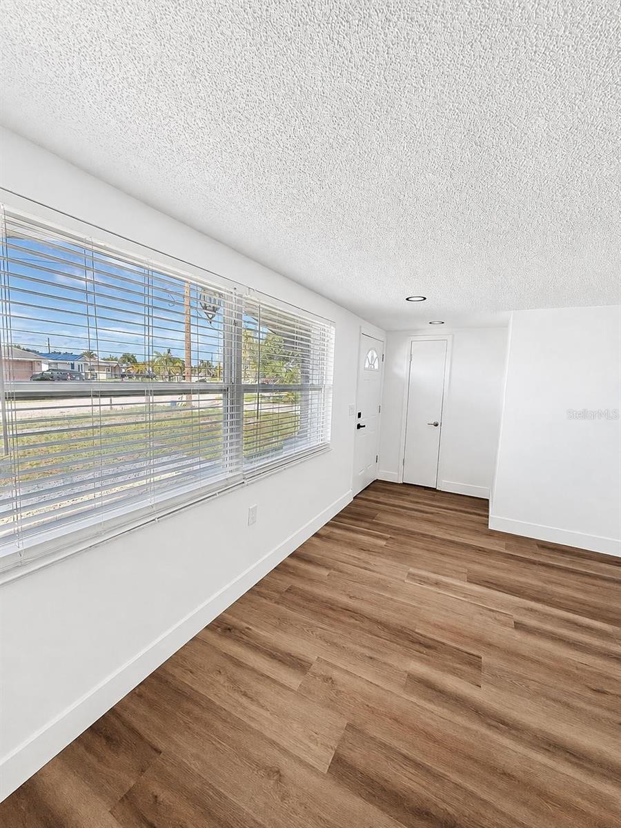 27th image of 1346 Chancellor Dr, Holiday, FL 34690 | MLS# O6436018