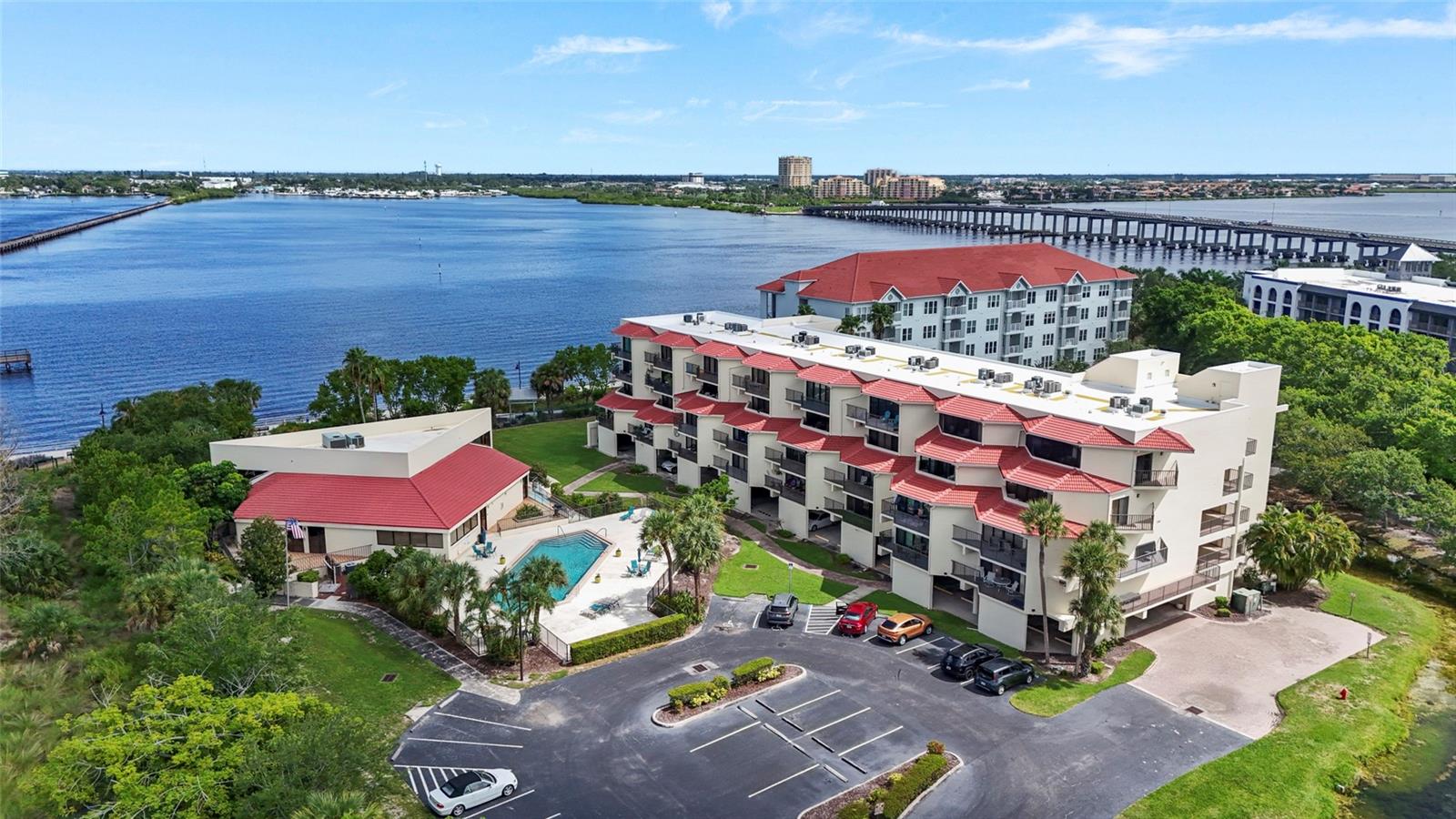 1st image of 204 3rd St W #103, Bradenton, FL 34205 | MLS# A4703851