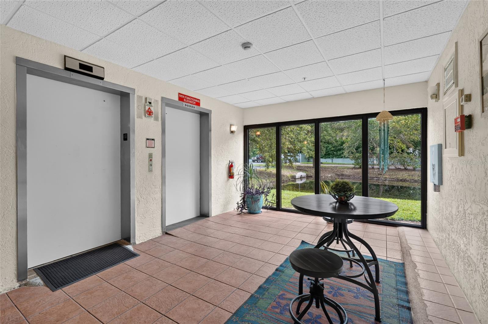 3rd image of 204 3Rd St W #103, Bradenton, FL 34205 | MLS# A4703851