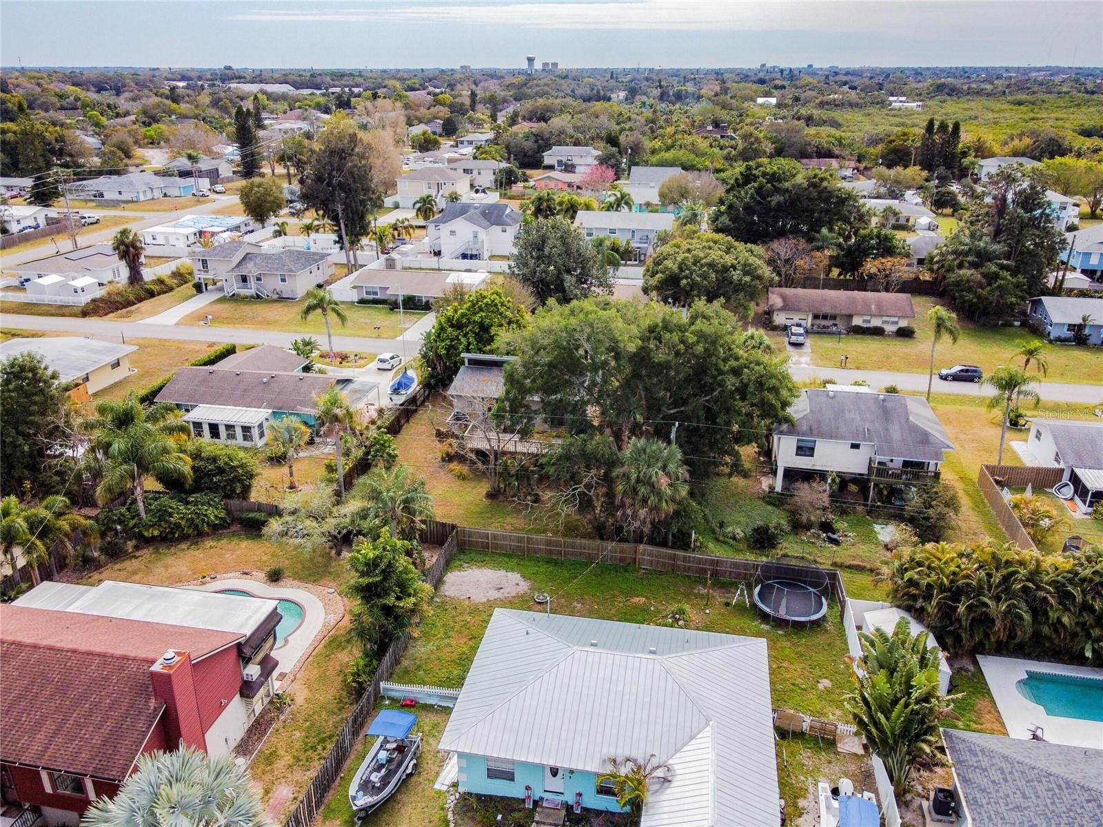 5th image of 532 45Th Street Ct W, Palmetto, FL 34221 | MLS# O6436025