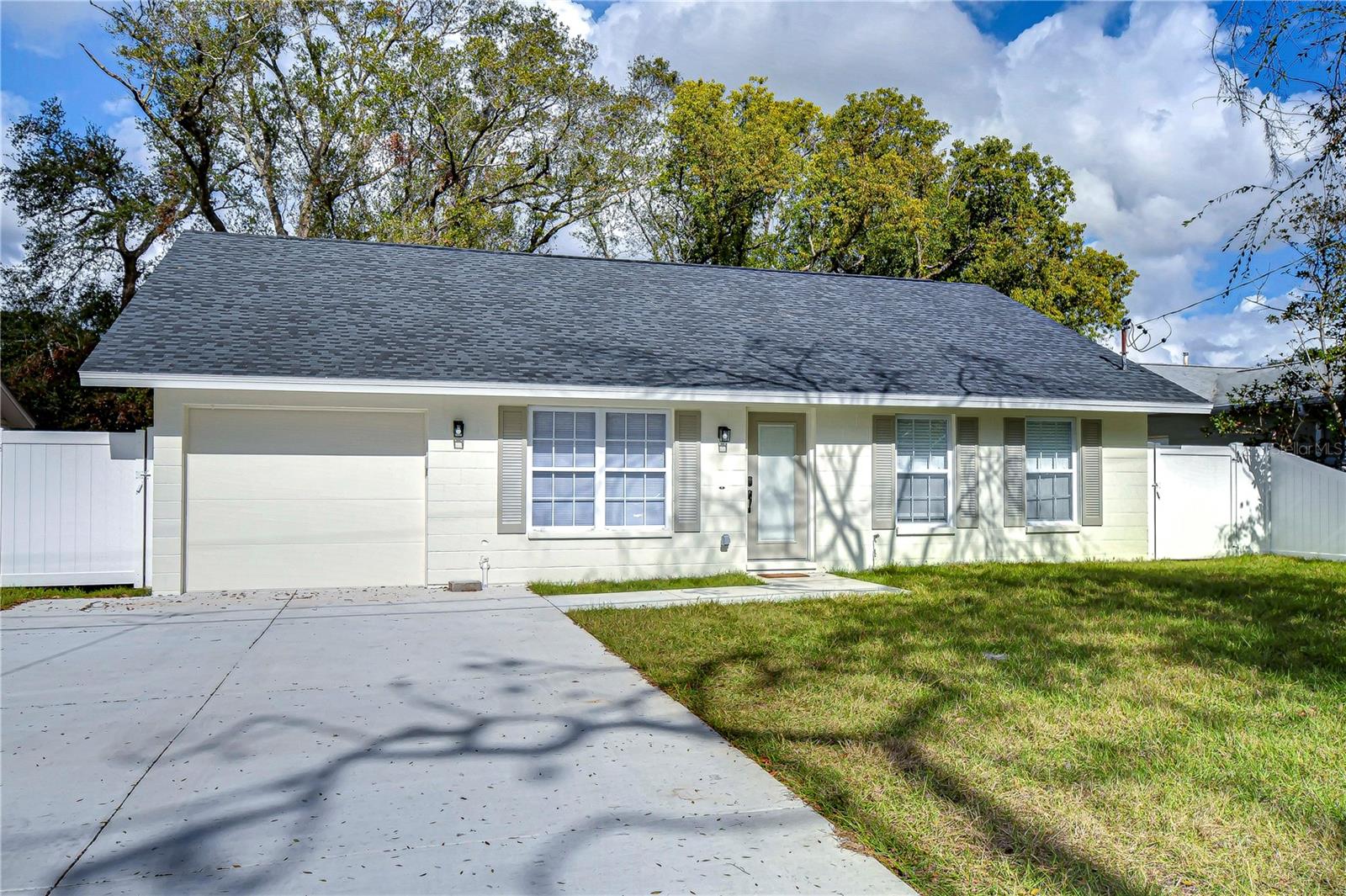 1st image of 1205 W Hollywood St, Tampa, FL 33604 | MLS# TB8541780