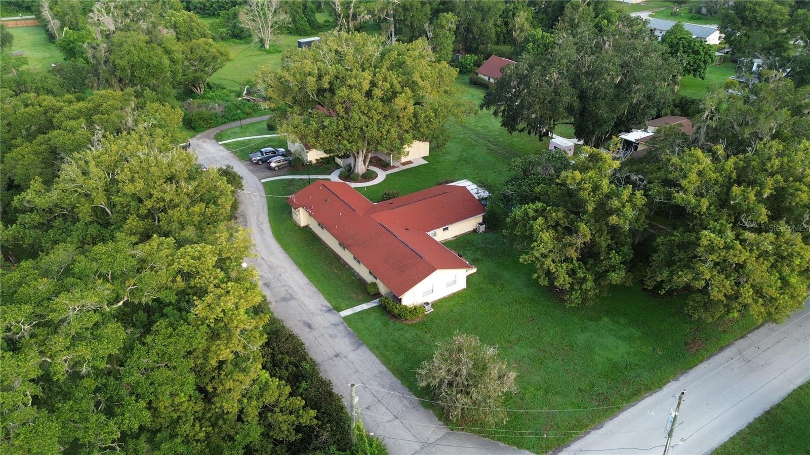 11th image of 37701 Camphor Dr, Dade City, FL 33525 | MLS# TB8541784