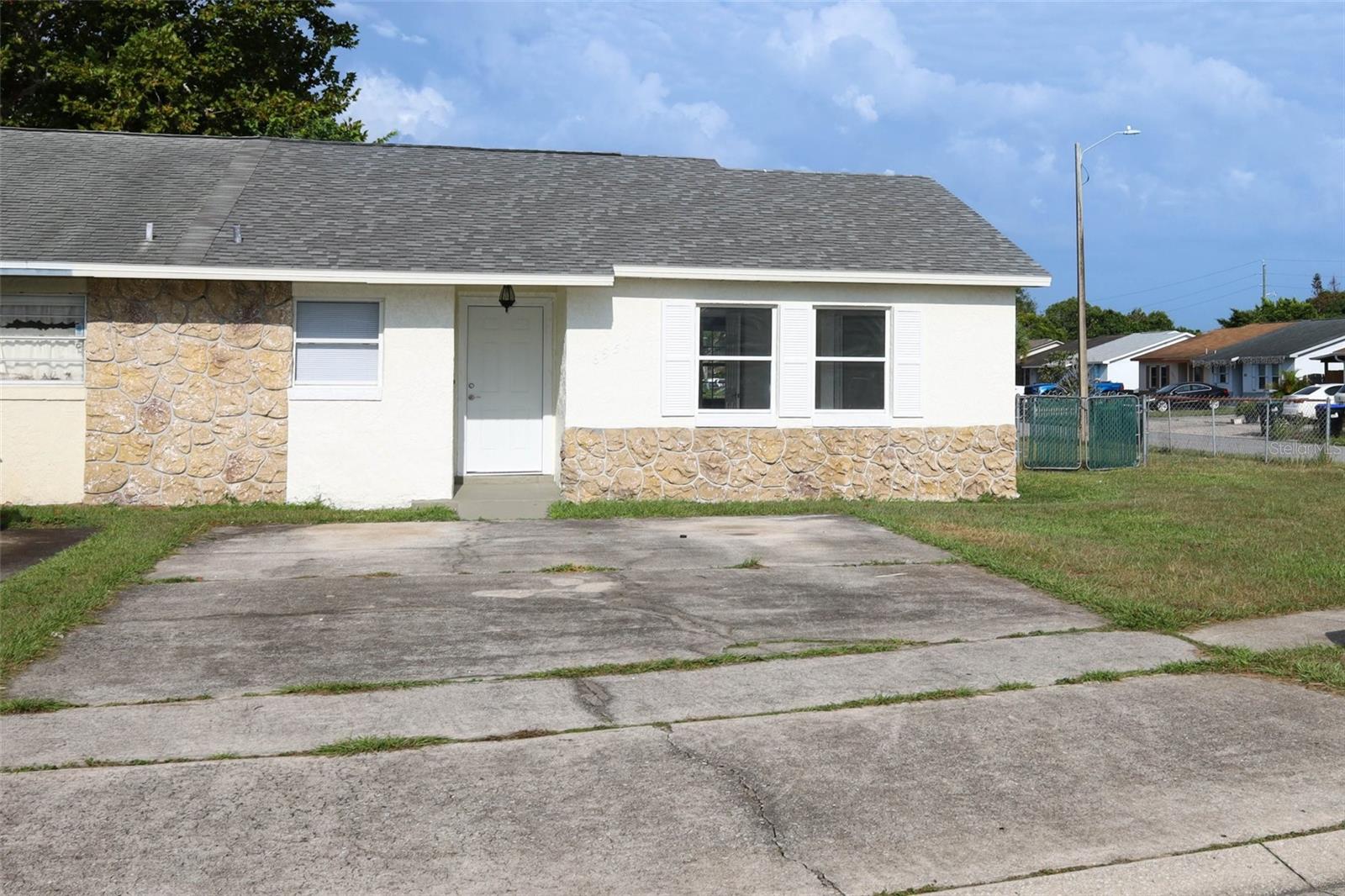 2nd image of 6950 Edgefield Ln, Orlando, FL 32822 | MLS# O6436055