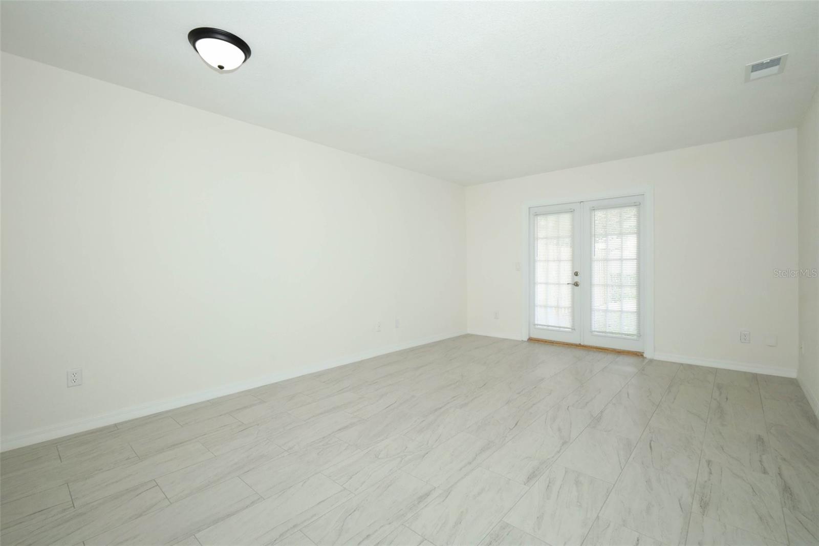 5th image of 6950 Edgefield Ln, Orlando, FL 32822 | MLS# O6436055