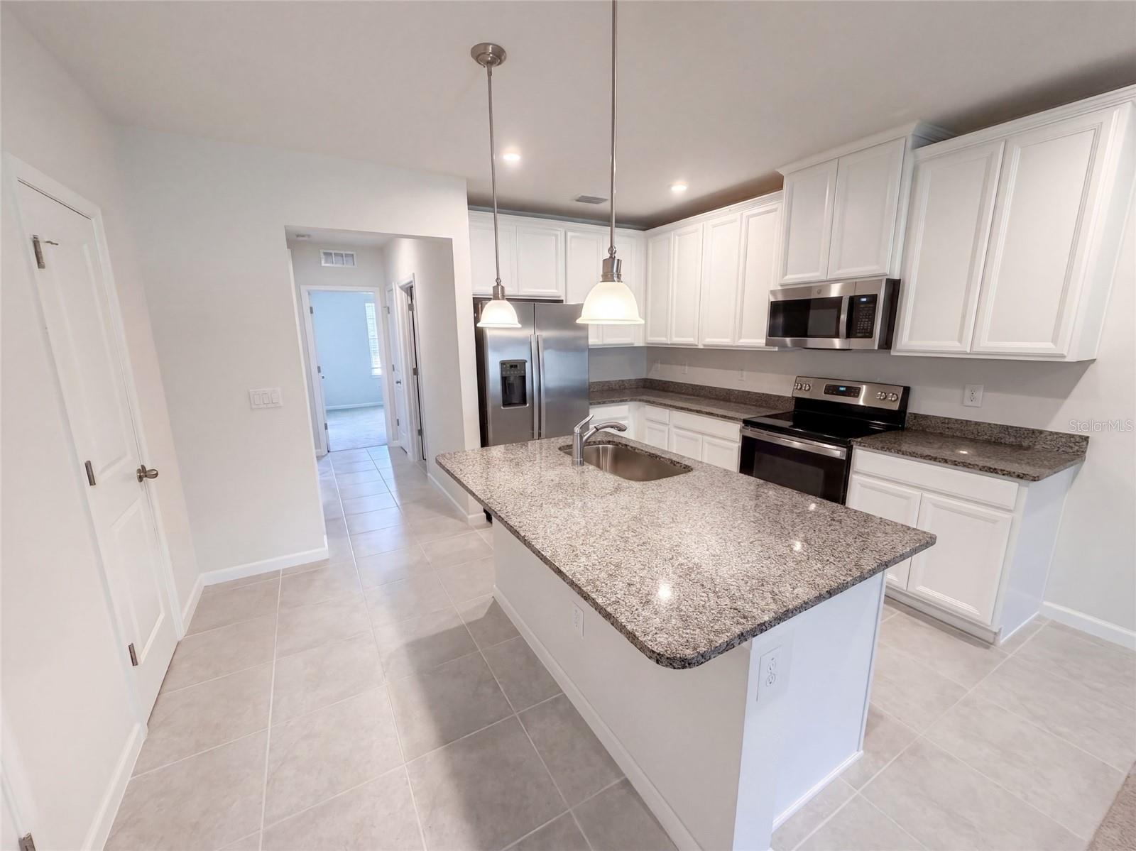 2nd image of 17917 Turning Leaf Cir, Land O Lakes, FL 34638 | MLS# O6436056