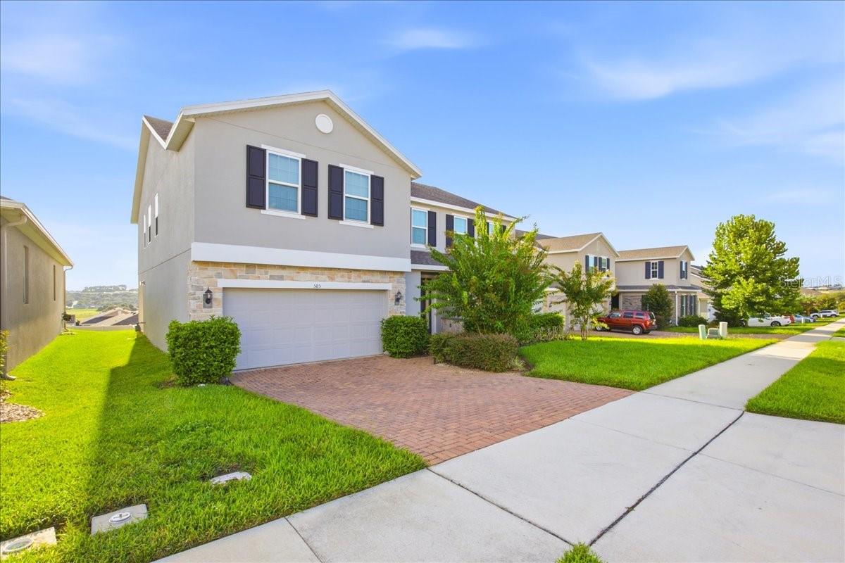 2nd image of 585 Sterling Reserve Wy, Minneola, FL 34715 | MLS# O6436065
