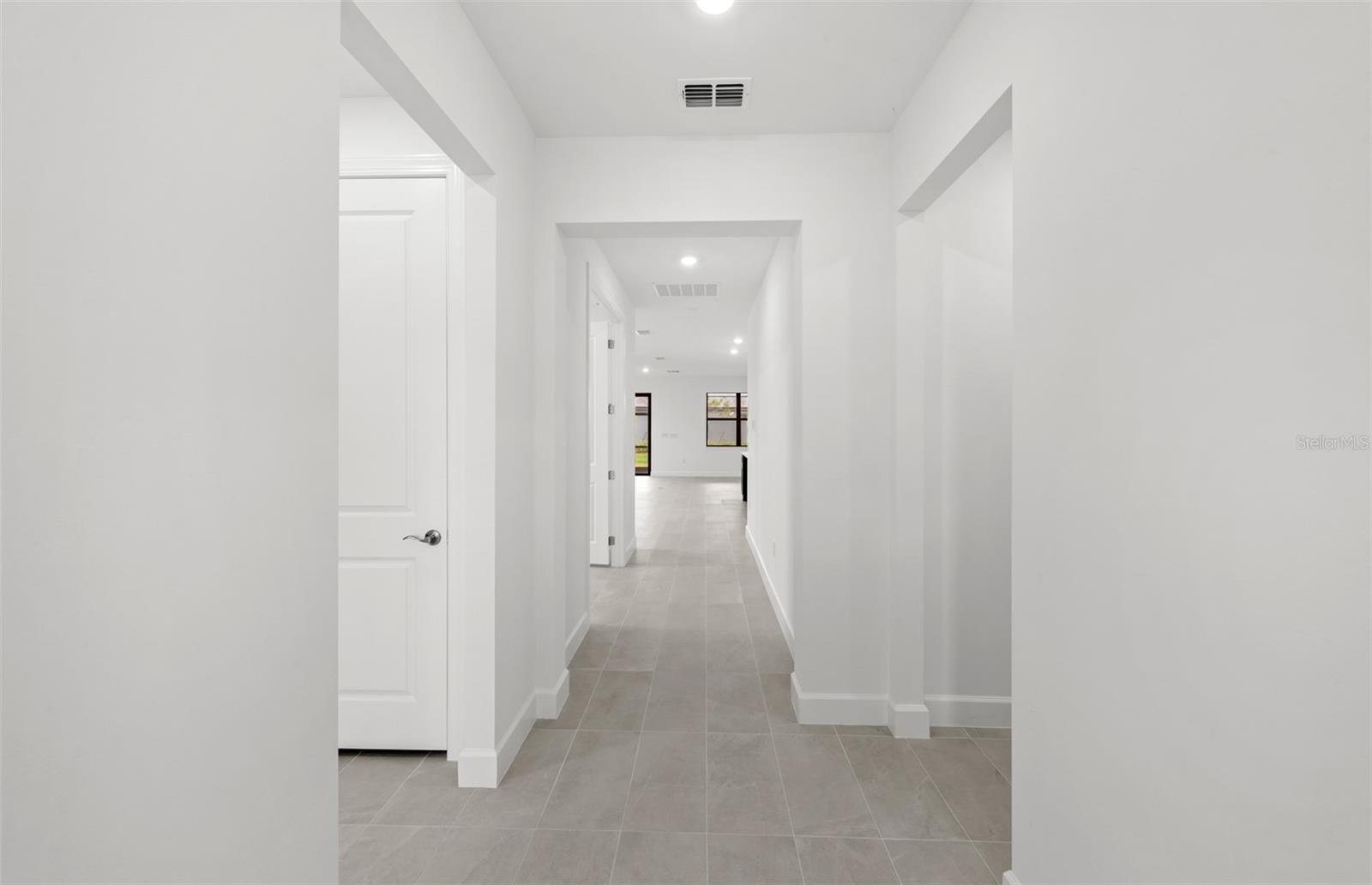 3rd image of 10827 Sun Drop St, Venice, FL 34293 | MLS# TB8541826