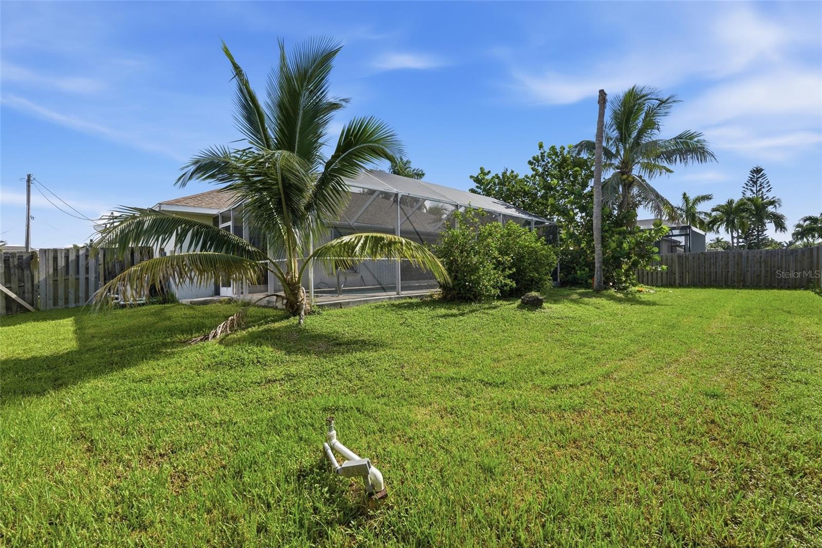 35th image of 2408 Sw 53rd St, Cape Coral, FL 33914 | MLS# TB8541842
