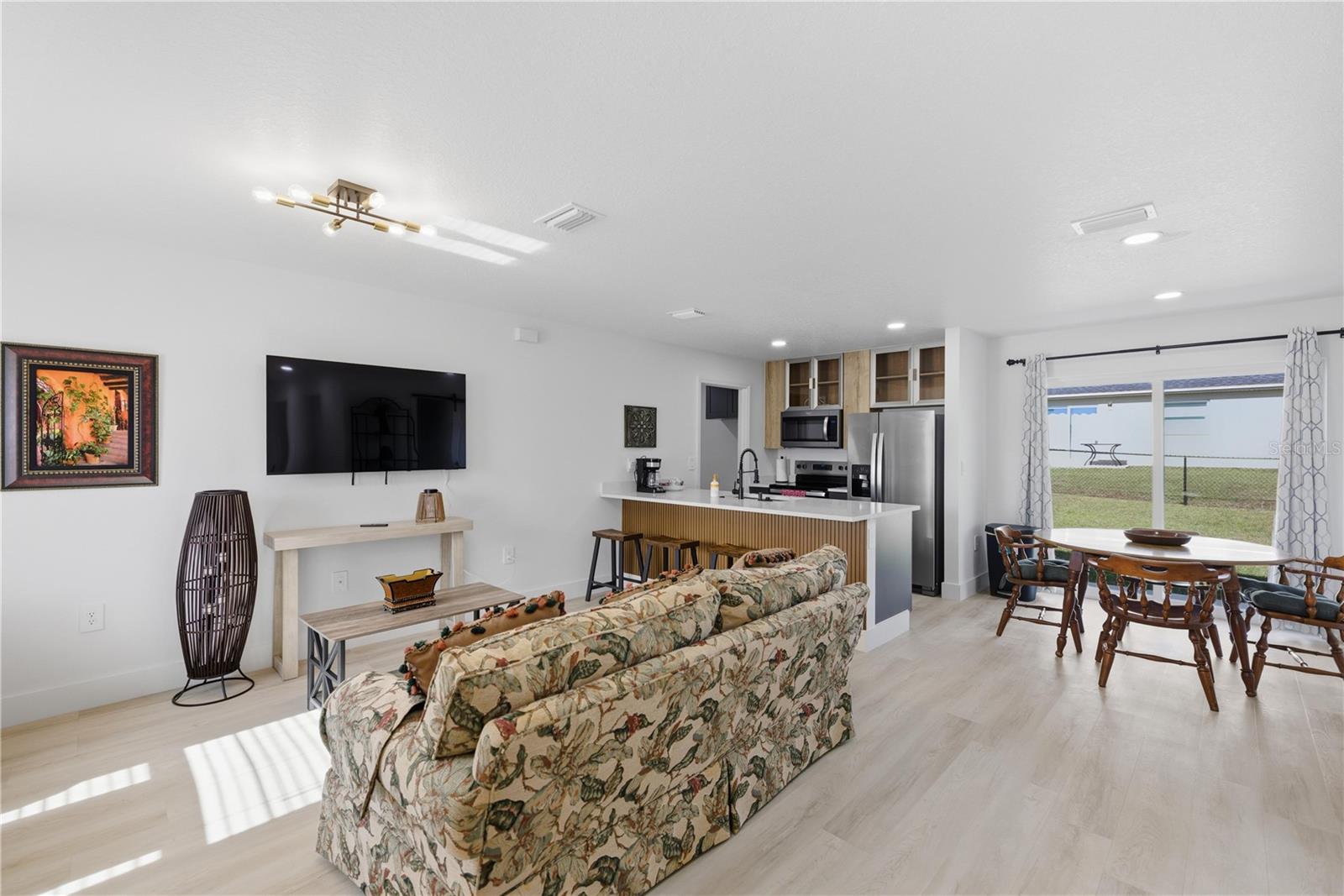 4th image of 61 Nw 53Rd Ct, Ocala, FL 34482 | MLS# OM730958