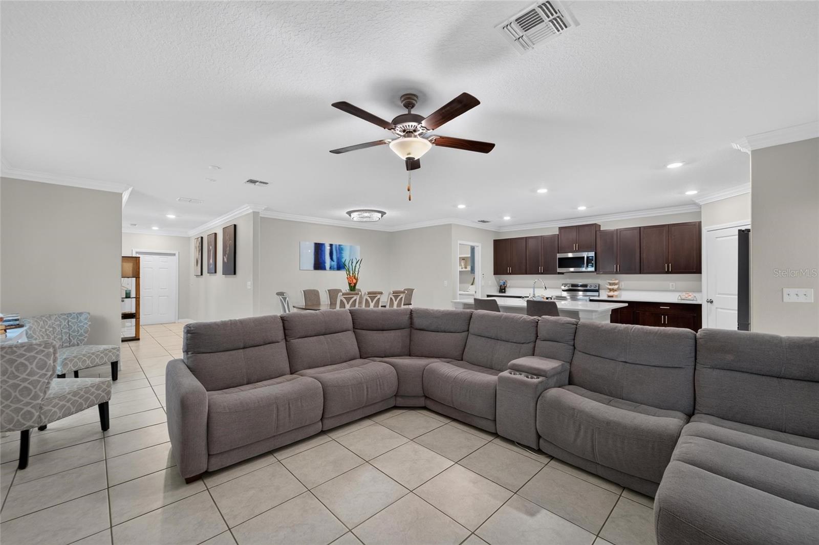 5th image of 5035 Sable Chime Dr, Wimauma, FL 33598 | MLS# TB8541882
