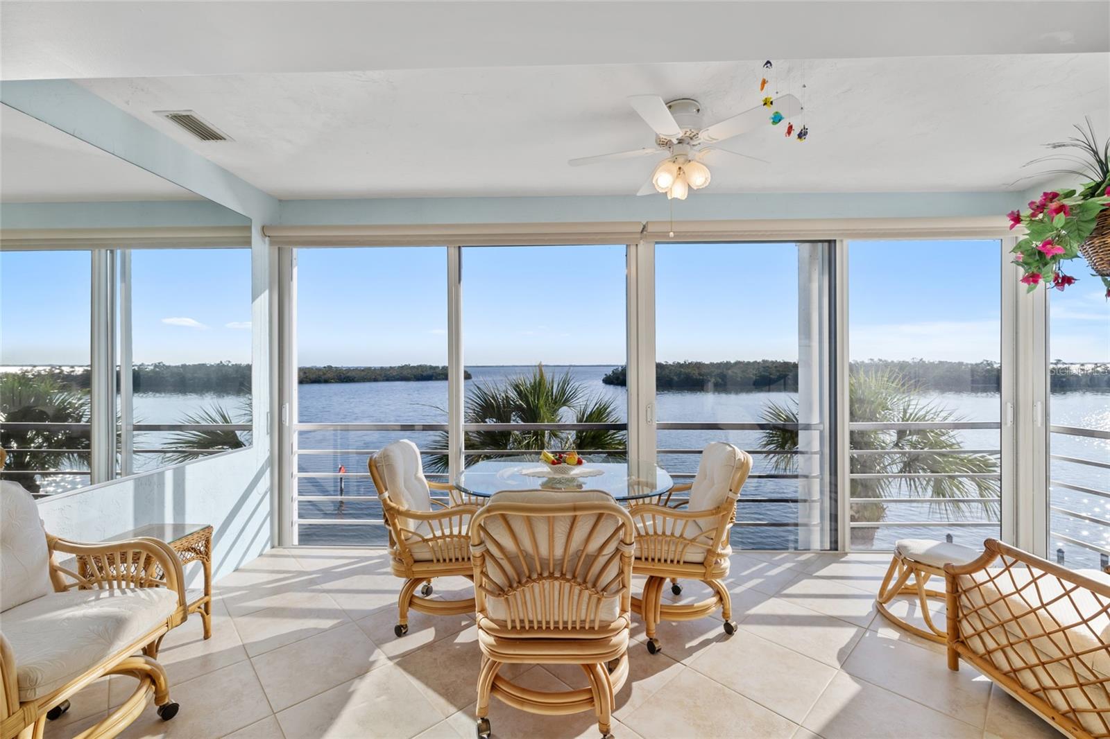 2nd image of 4310 Falmouth Dr #307, Longboat Key, FL 34228 | MLS# A4703888