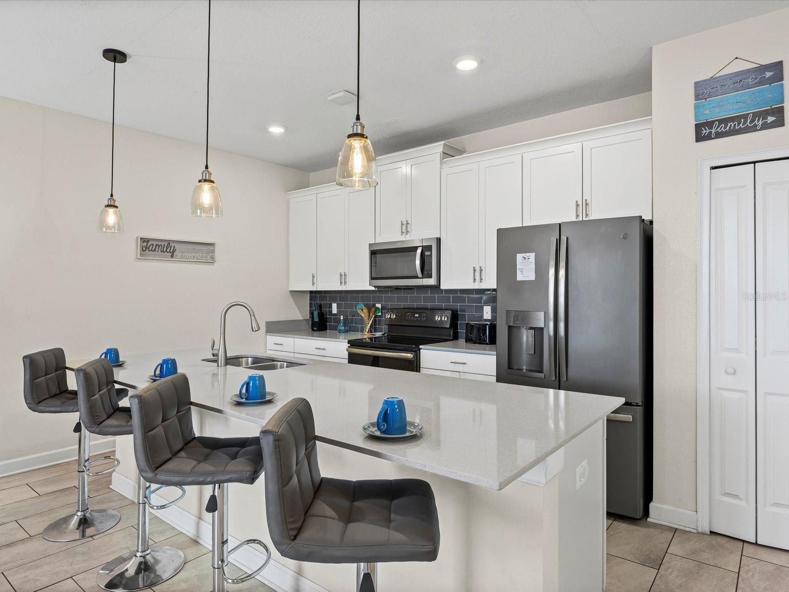 5th image of 8991 Stinger Dr, Davenport, FL 33896 | MLS# S5156203