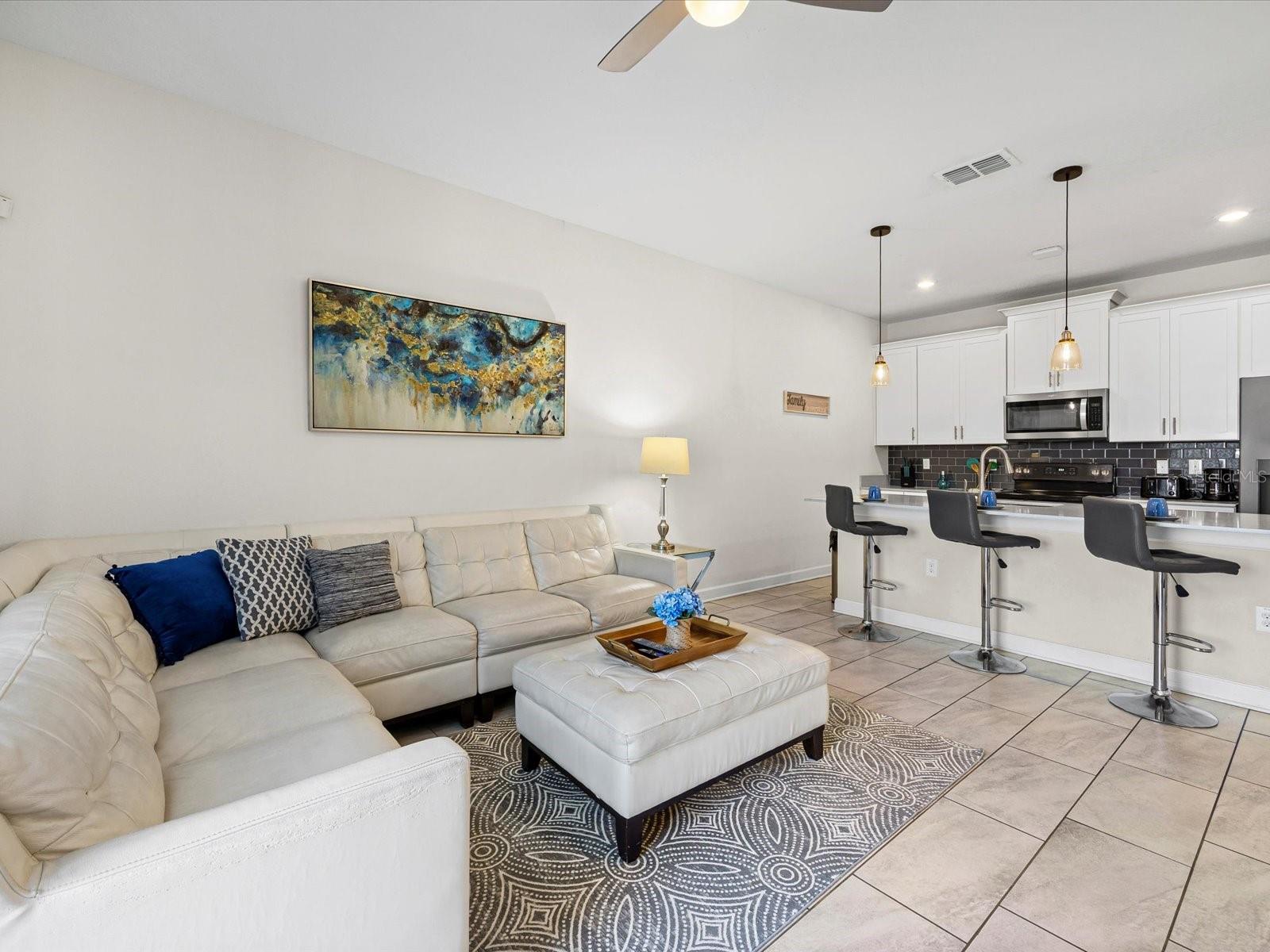 3rd image of 8991 Stinger Dr, Davenport, FL 33896 | MLS# S5156203