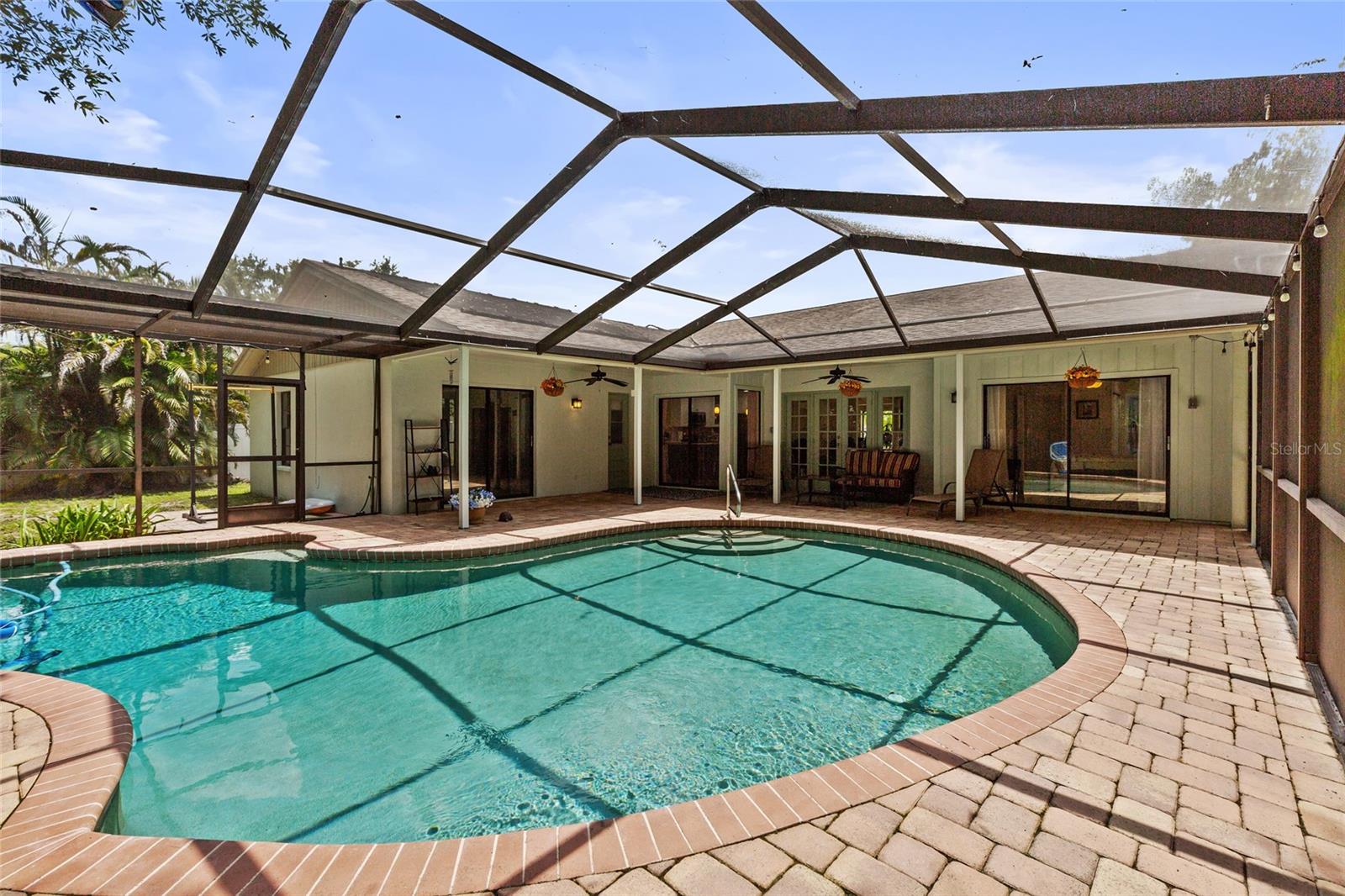 2nd image of 4917 Dewey Rose Ct, Tampa, FL 33624 | MLS# TB8541964