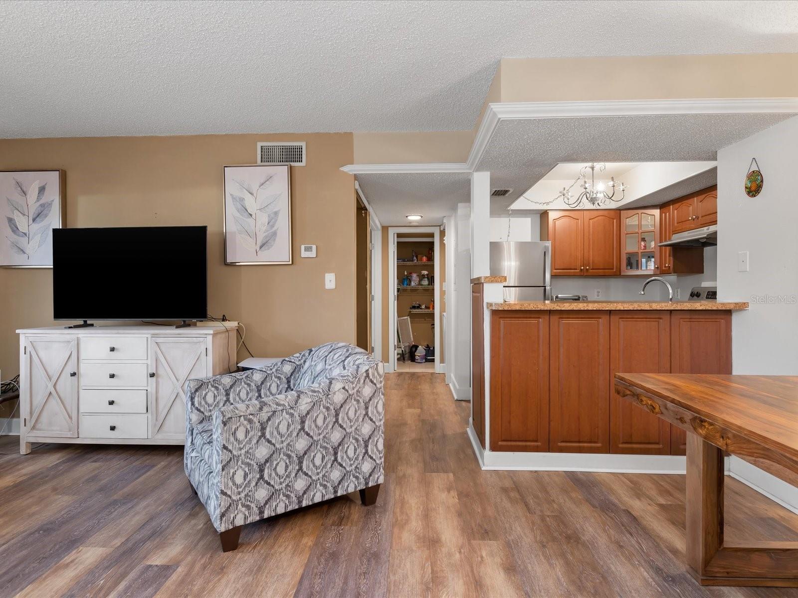2nd image of 19505 Quesada Ave #107, Port Charlotte, FL 33948 | MLS# C7529924