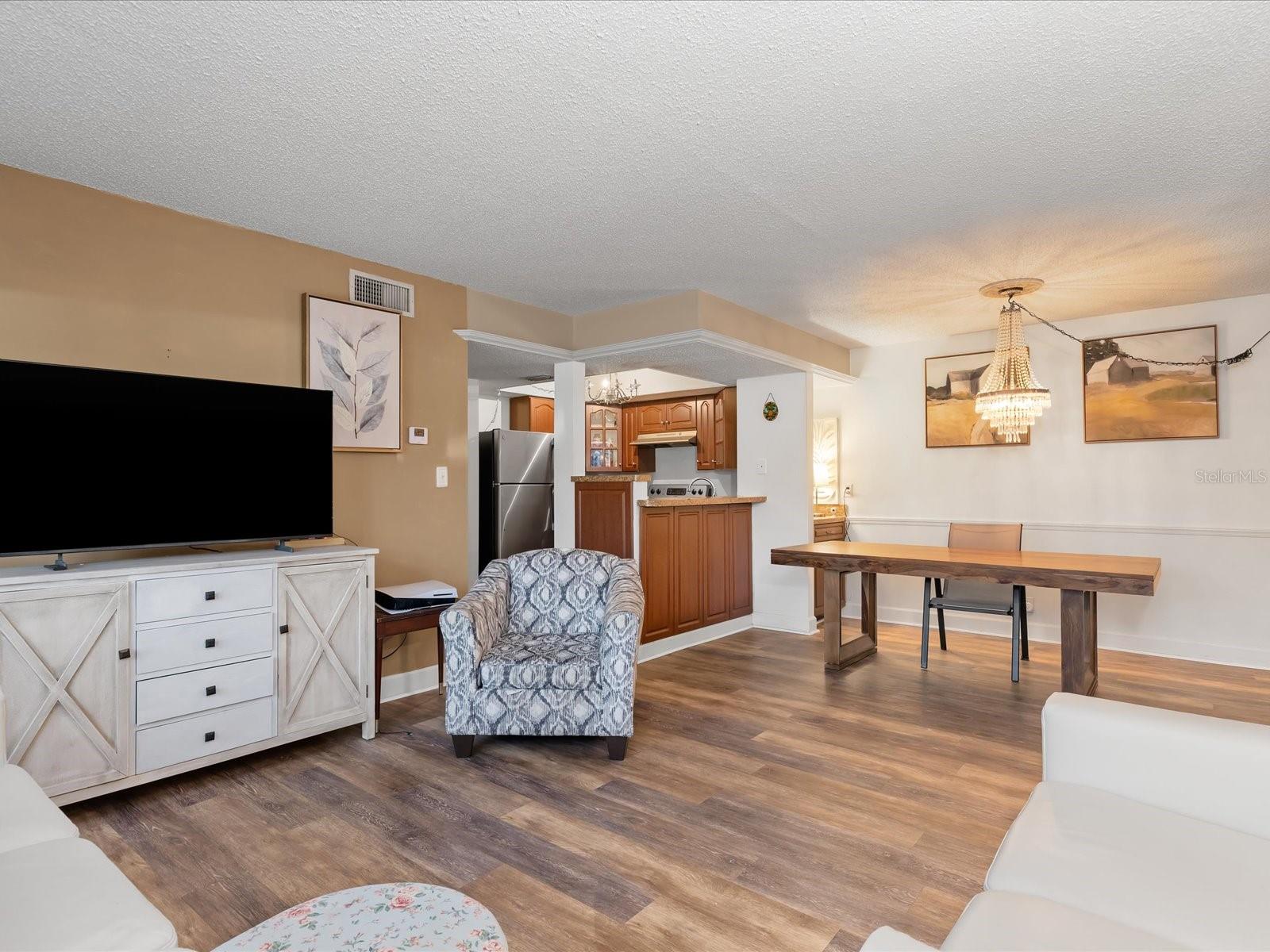5th image of 19505 Quesada Ave #107, Port Charlotte, FL 33948 | MLS# C7529924