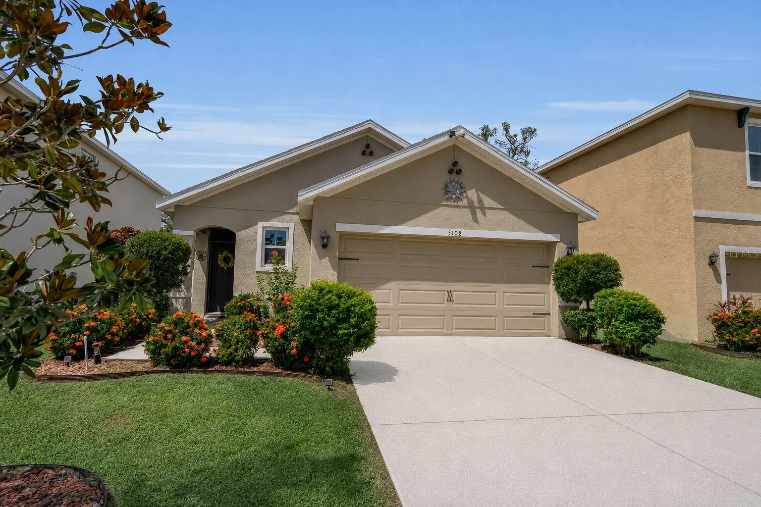 1st image of 5108 Old Turner Ln, Palmetto, FL 34221 | MLS# A4703910