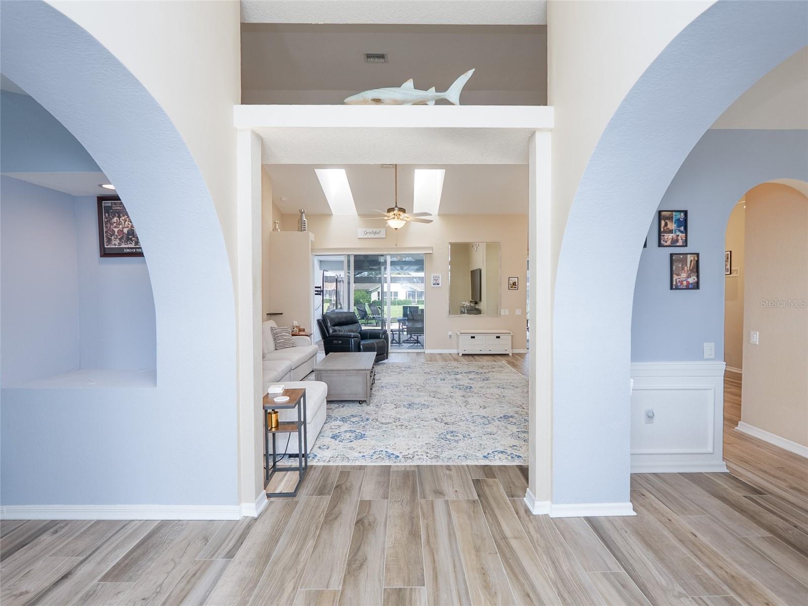 Photo 5 of Single family home for sale at 1633 Ashland Pl, Venice, FL 34292 | MLS# N6145468 | Listing updated on 2026-09-02