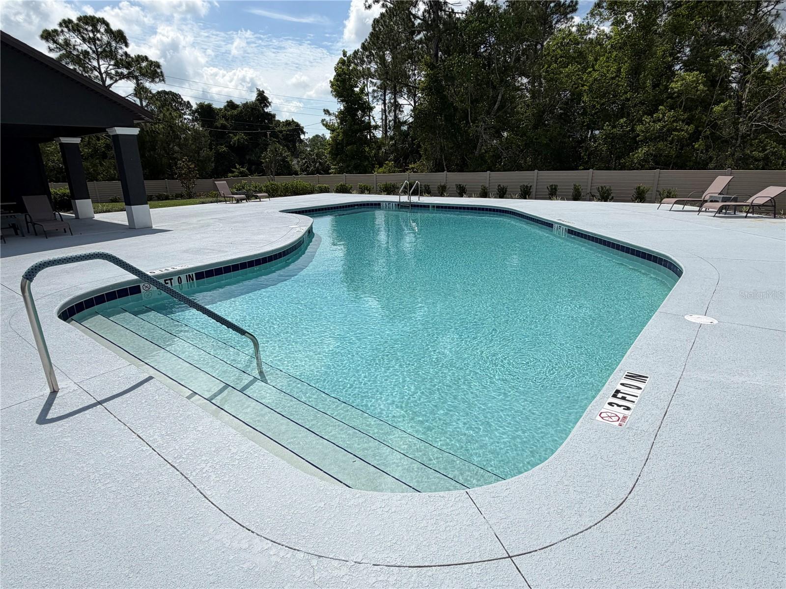 3rd image of 34 Grn Cir, PALM COAST, FL 32164