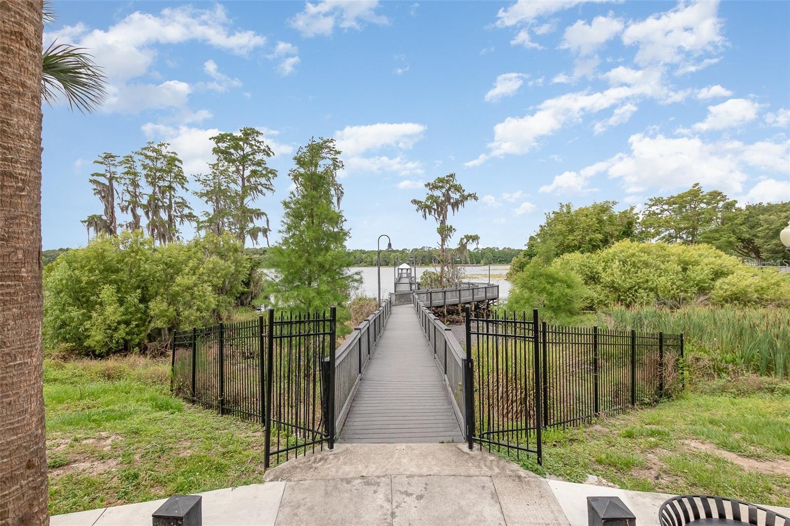 image of 6663 Queens Borough Ave #206, Orlando, FL 32835 | MLS# R4911871