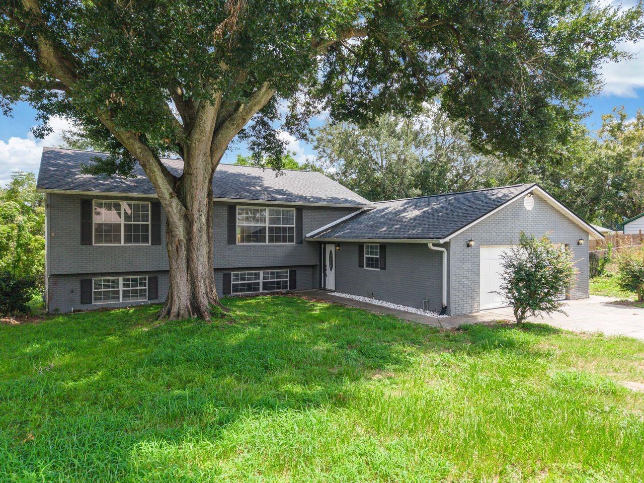 2nd image of 2614 Crest Dr, Haines City, FL 33844 | MLS# S5156220