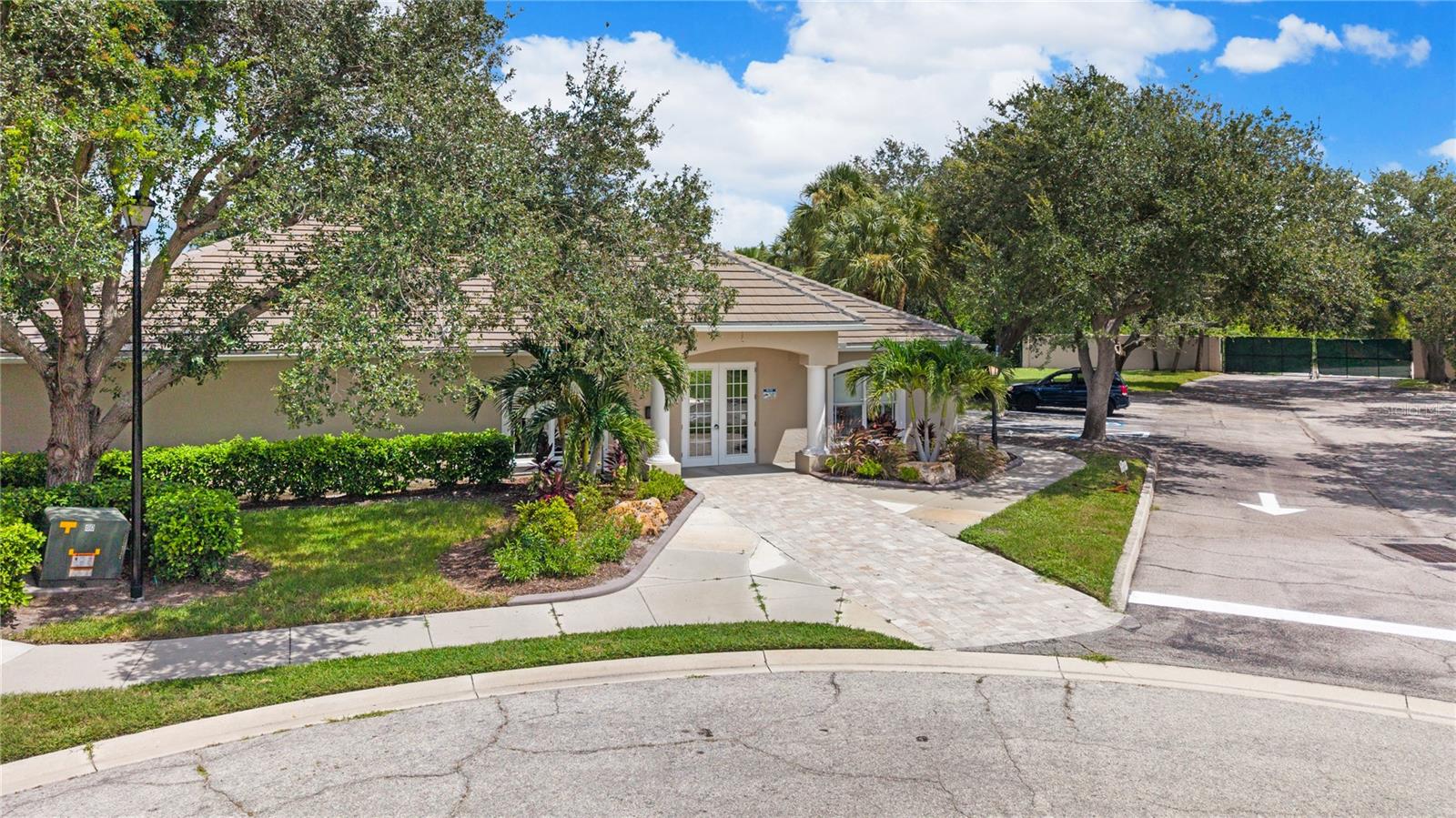 Photo 27 of Single family home for sale at 116 Grand Oak Cir, Venice, FL 34292 | MLS# N6145470 | Listing updated on 2026-09-02