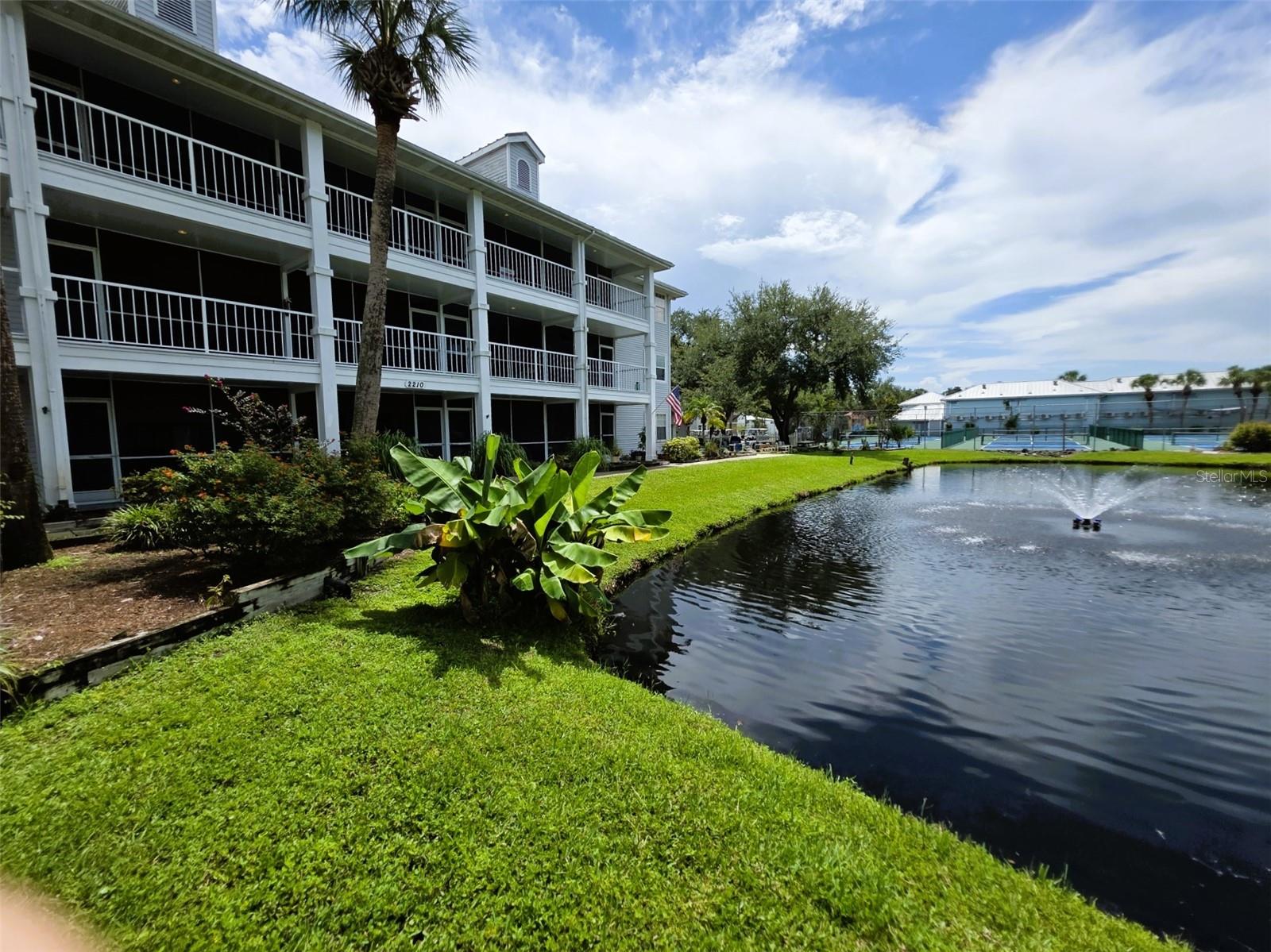 1st image of 2210 Vista Del Sol Cir #502, Lutz, FL 33558 | MLS# W7888876