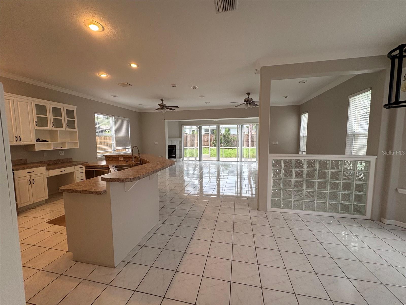 4th image of 5535 Bates St, Seminole, FL 33772 | MLS# TB8542091